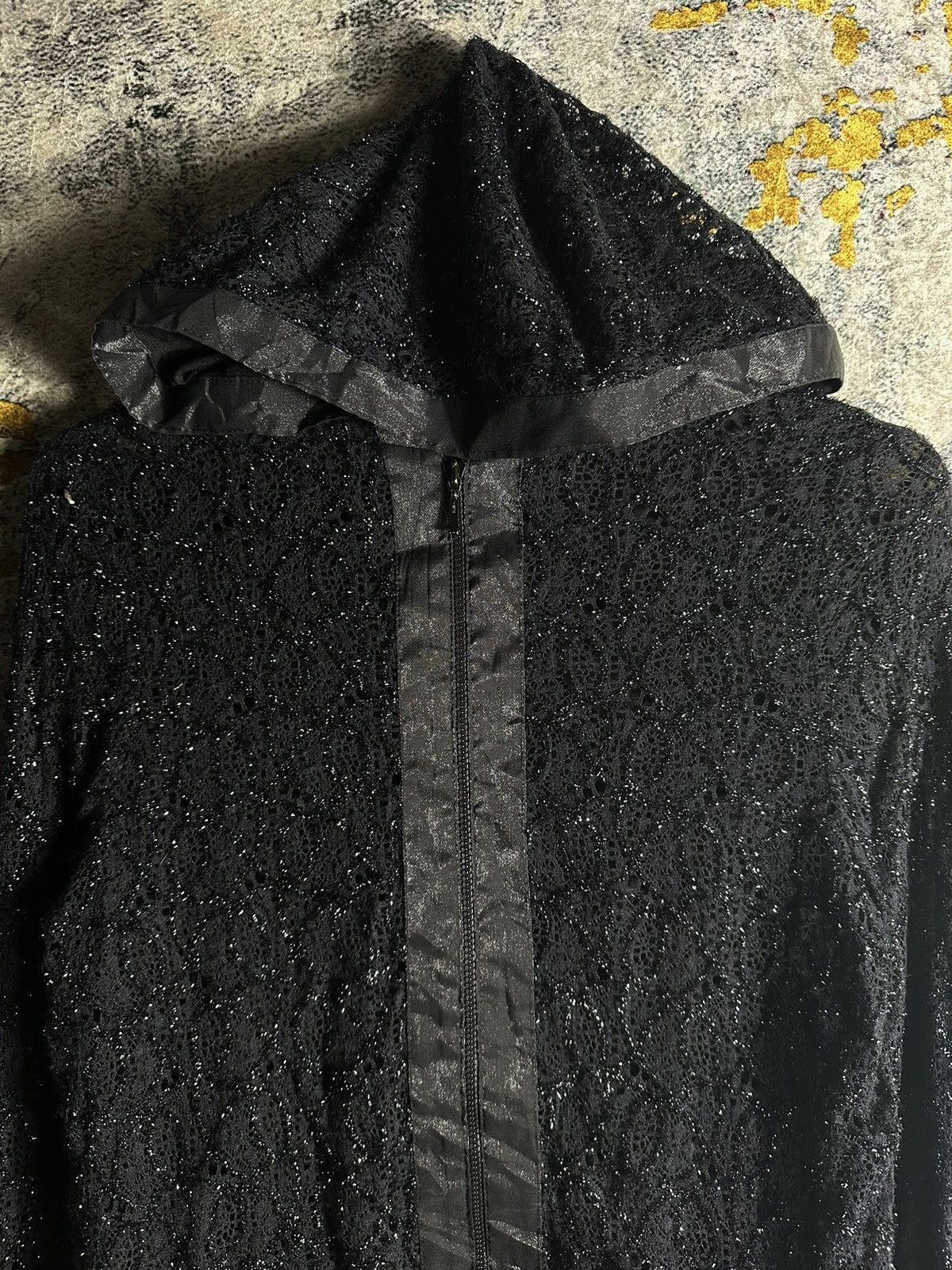 If Six Was Nine × Japanese Brand × Le Grande Bleu (L.G.B.) IF SIX WAS NINE LGB STYLE MESH LUTH GLITTER BLACK HOODIE Size US S / EU 44-46 / 1 - 4 Thumbnail
