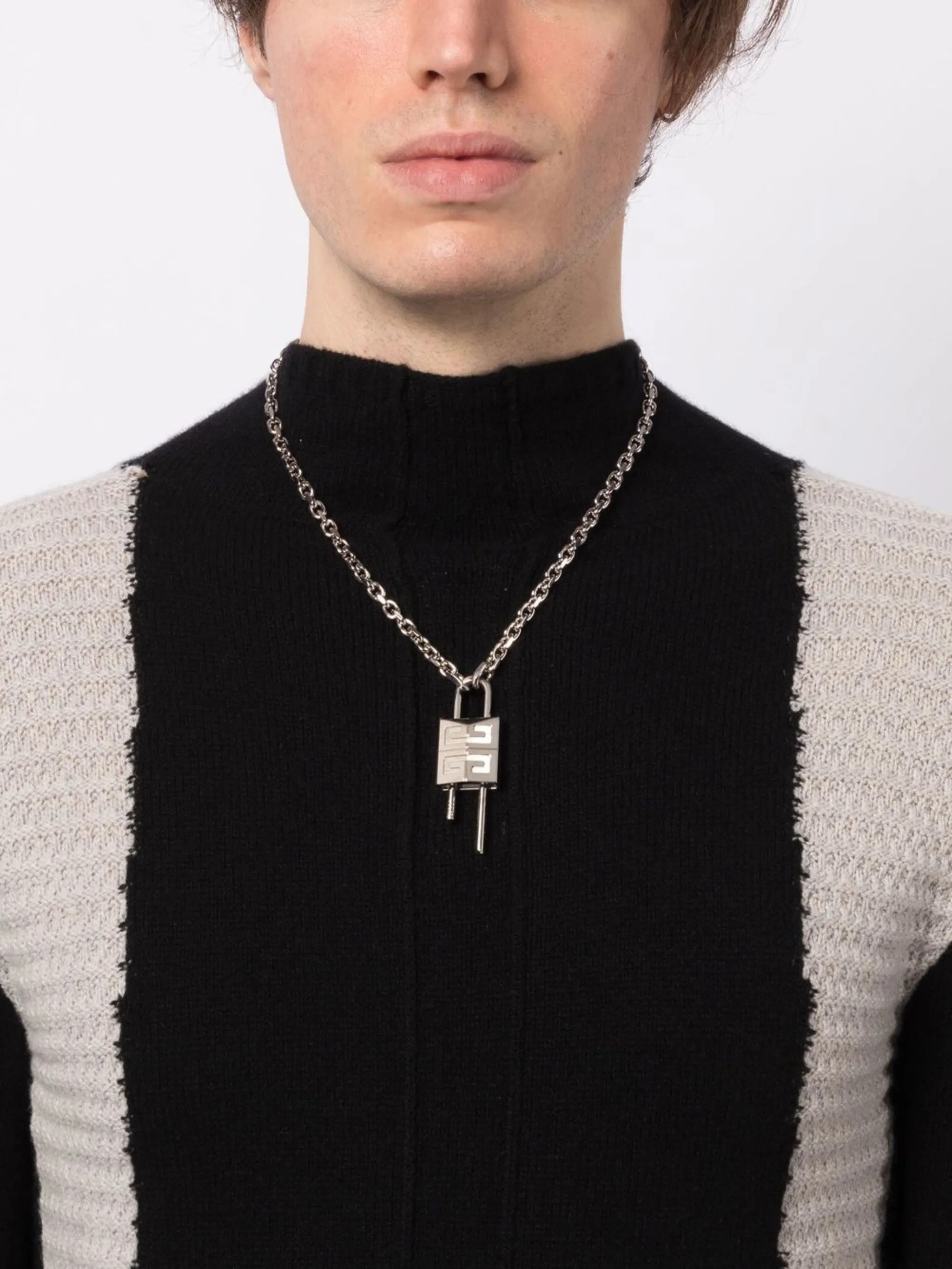 Givenchy o1srvl11e0725 Dup / Size: OS / Lock Necklace in Silver Size ONE SIZE - 2 Thumbnail