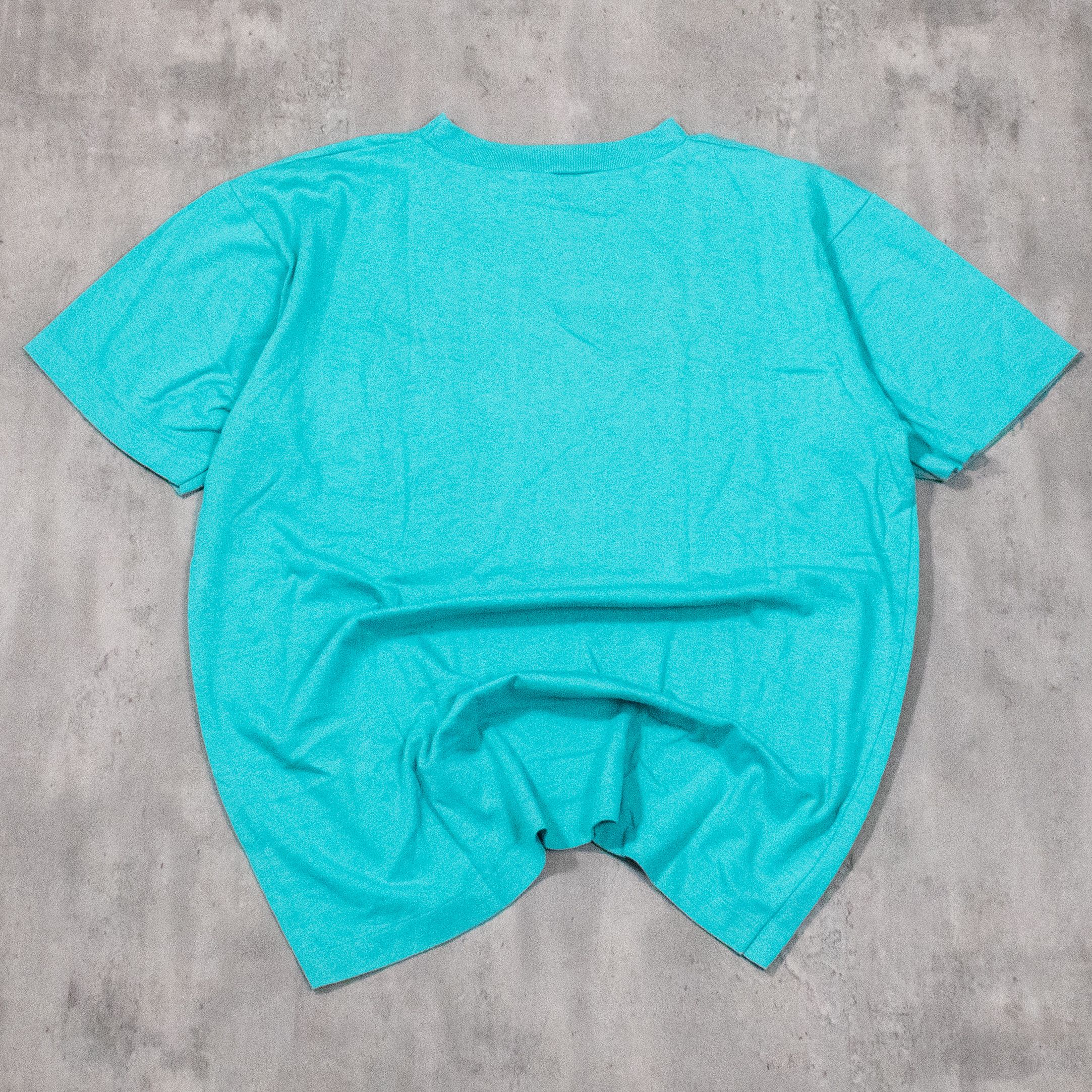 Japanese Brand Vintage 1990’s Flower Pocket Boxy Single Stitch Teal T-Shirt Size US L / EU 52-54 / 3 - 6 Thumbnail
