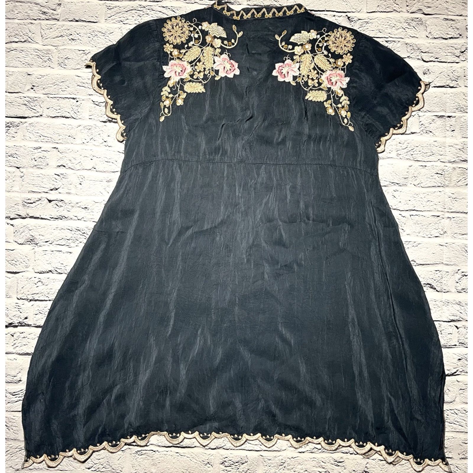 Johnny Was JOHNNY WAS Blouse Tunic XS Women's Gray Floral Embroidered Bohemian V-Neck Short Sleeve Charcoal All Seasons Size XS / US 0-2 / IT 36-38 - 5 Thumbnail