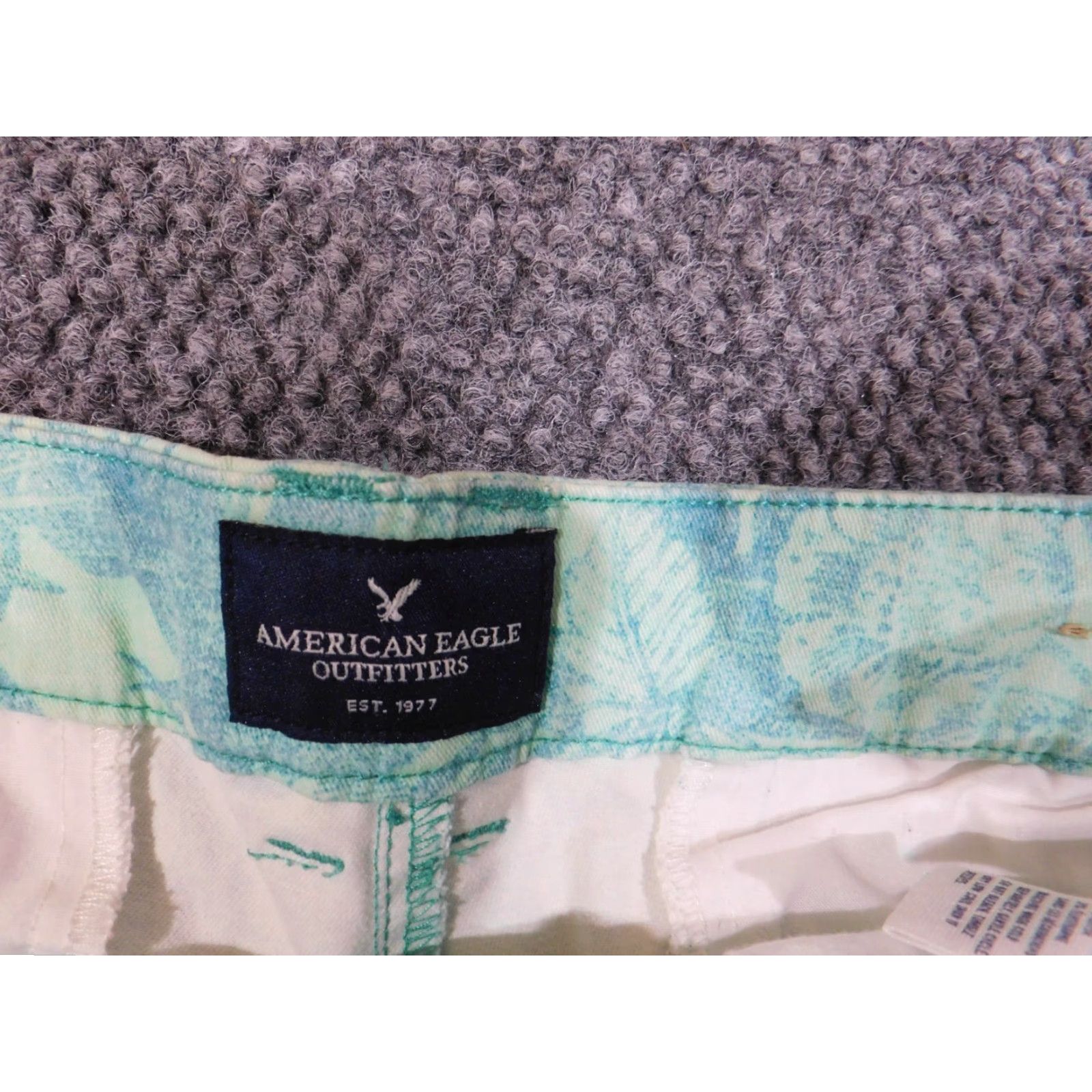 American Eagle Outfitters American Eagle Shorts Women size 10 blue floral chino shortie stretch Size 25" / US 0 / IT 36 - 5 Thumbnail
