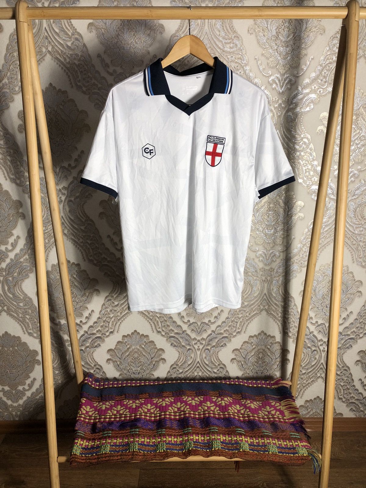 Vintage VERY RARE CLASSICOS DE FUTEBOL ENGLAND SOCCER JERSEY Y2K 90s Size US M / EU 48-50 / 2 - 1 Thumbnail