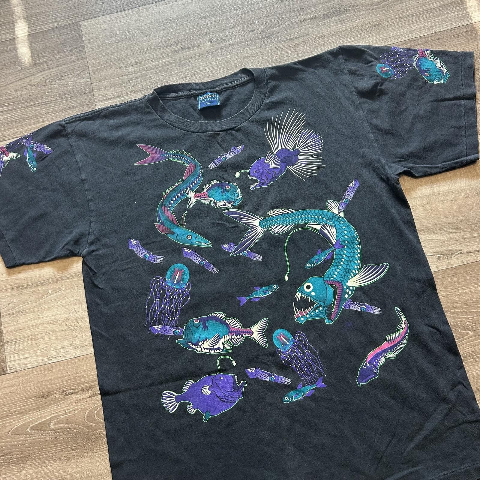 Unknown London Vintage 90’s Deep Sea Creatures Fish Aop Graphic t shirt Size ONE SIZE - 2 Thumbnail