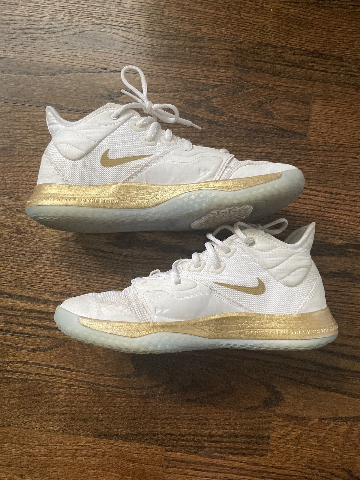 NASA × Nike PG3 Nasa Size US 10 / EU 43 - 2 Thumbnail
