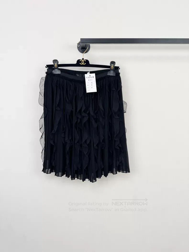 Givenchy Givenchy Half Skirt Size 39" - 1 Thumbnail