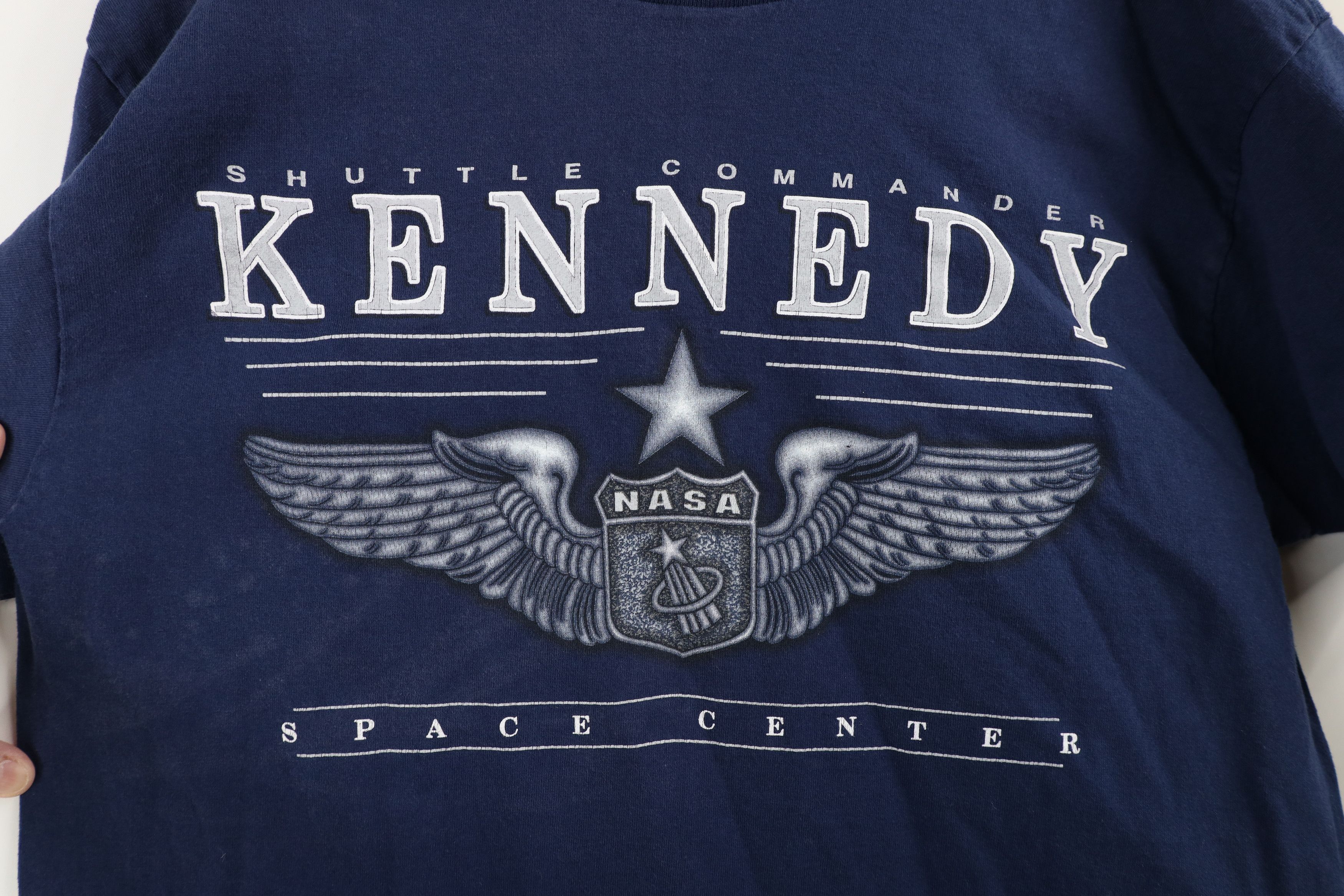 Vintage Vintage 90s Kennedy Space Center Short Sleeve T-Shirt USA Size US L / EU 52-54 / 3 - 4 Thumbnail