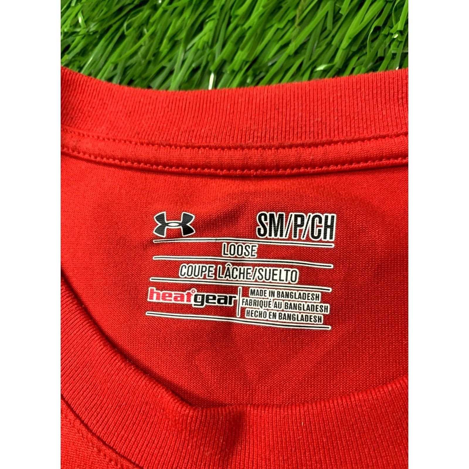 Under Armour UNDER ARMOUR HEATGEAR MEN T-Shirt JERSEY ORIGINAL SIZE S Red Short Sleeve Crew Neck 66 cm 52 cm Logo Print CrossFit Base Layers Fitness Summer Size US S / EU 44-46 / 1 - 4 Thumbnail