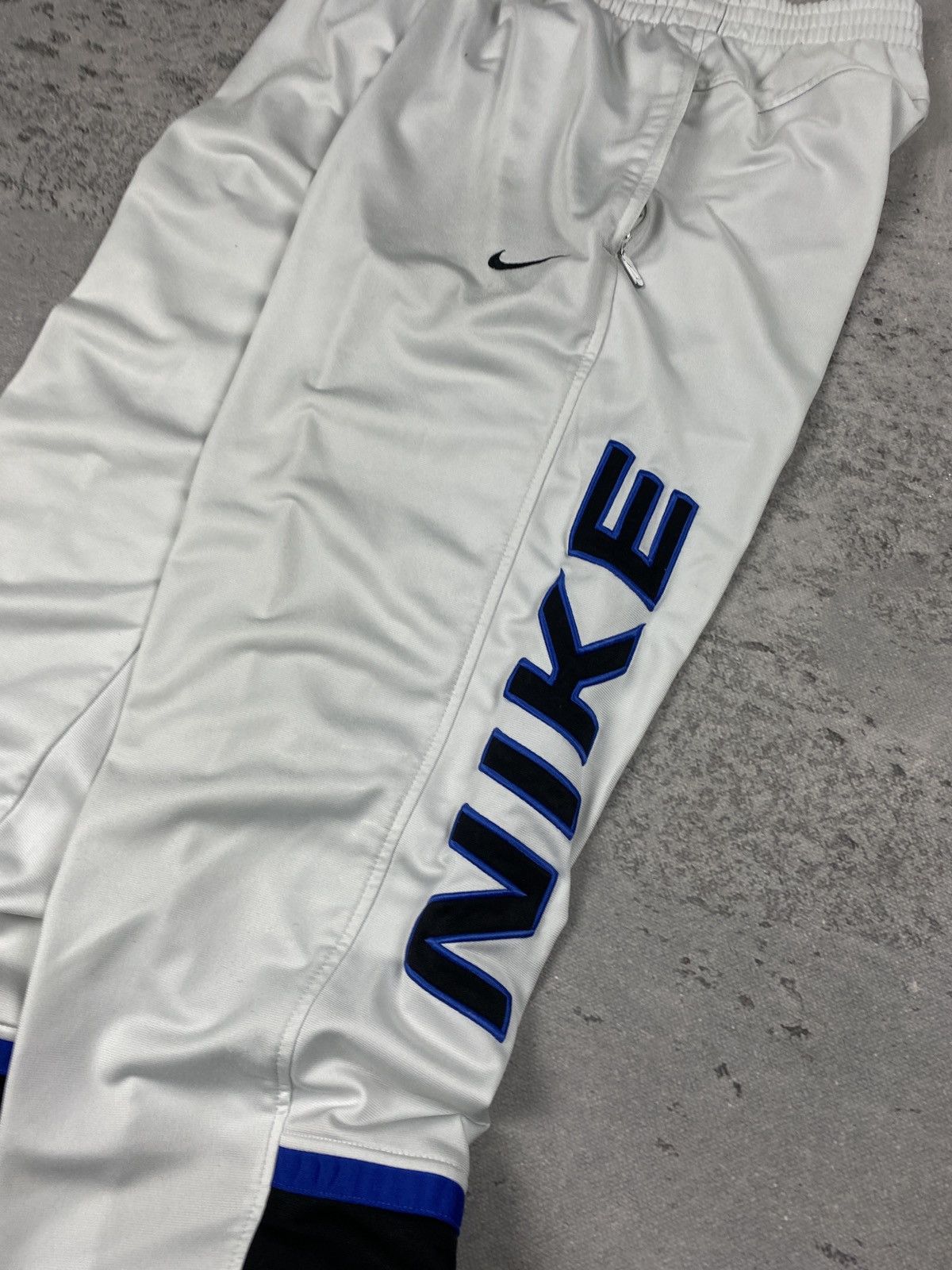 Nike × Vintage Vintage Nike Swoosh Baggy Trackpants M/32 Size US 32 / EU 48 - 3 Thumbnail