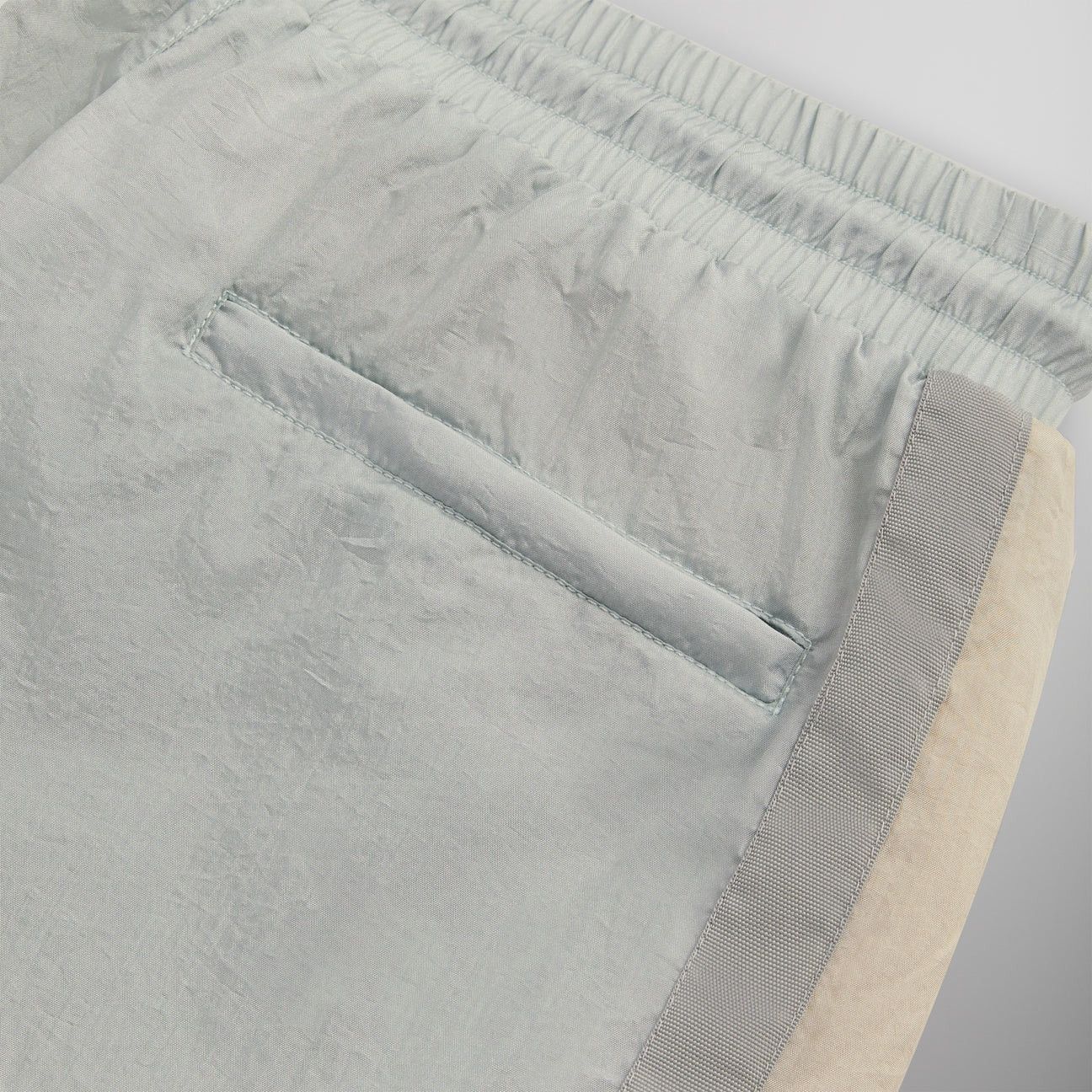 Kith Kith Washed Dylan Shorts in Powder Nylon Shorts Size Large Size US 34 / EU 50 - 5 Thumbnail