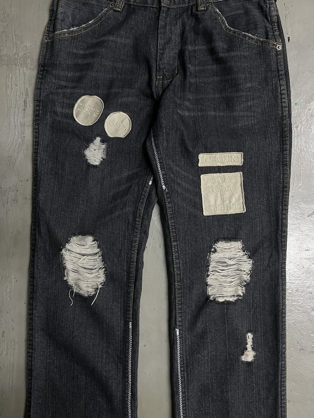 Number (N)ine Number (N)ine ‘Give Peace A Chance’ Patch Jeans Size US 32 / EU 48 - 4 Thumbnail