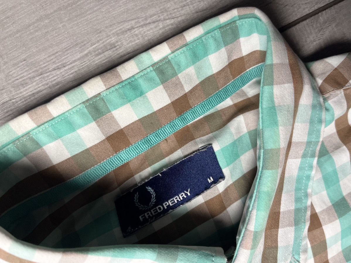 Fred Perry Fred perry shirt short sleeve casual size Medium Size US M / EU 48-50 / 2 - 4 Thumbnail