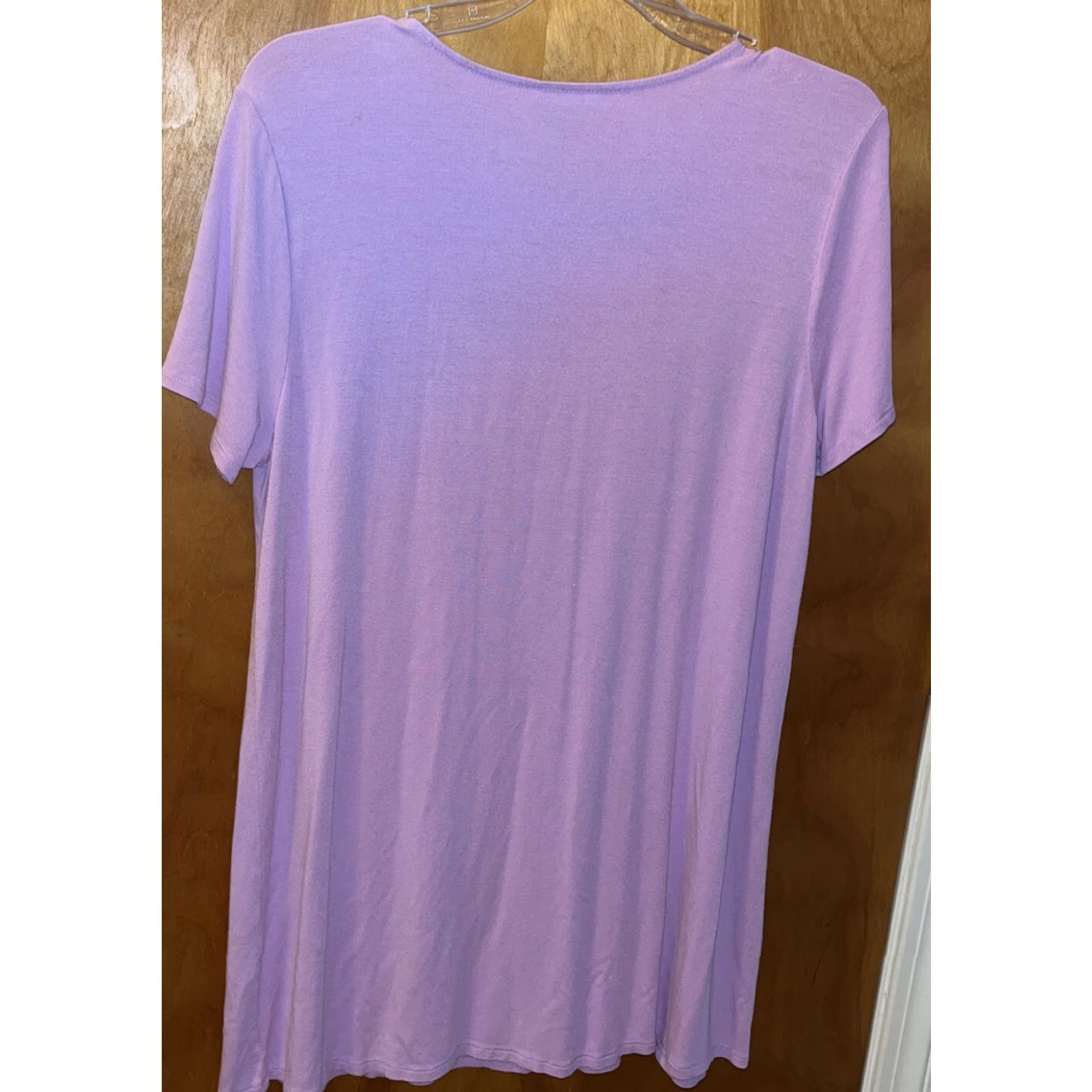 J. Jill J. Jill Womens Blouse Medium Lavender Rayon Lycra Relaxed Fit Casual All Seasons Shirt Size M / US 6-8 / IT 42-44 - 4 Thumbnail