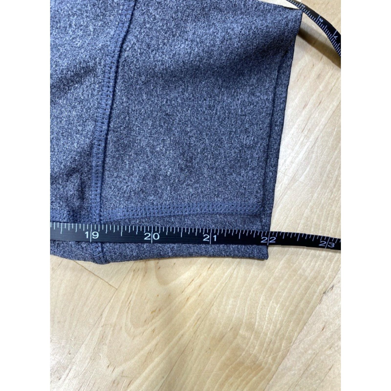 Reebok Reebok Activewear Capri Leggings S Black/Gray Capris Women Size 28" / US 6 / IT 42 - 6 Thumbnail