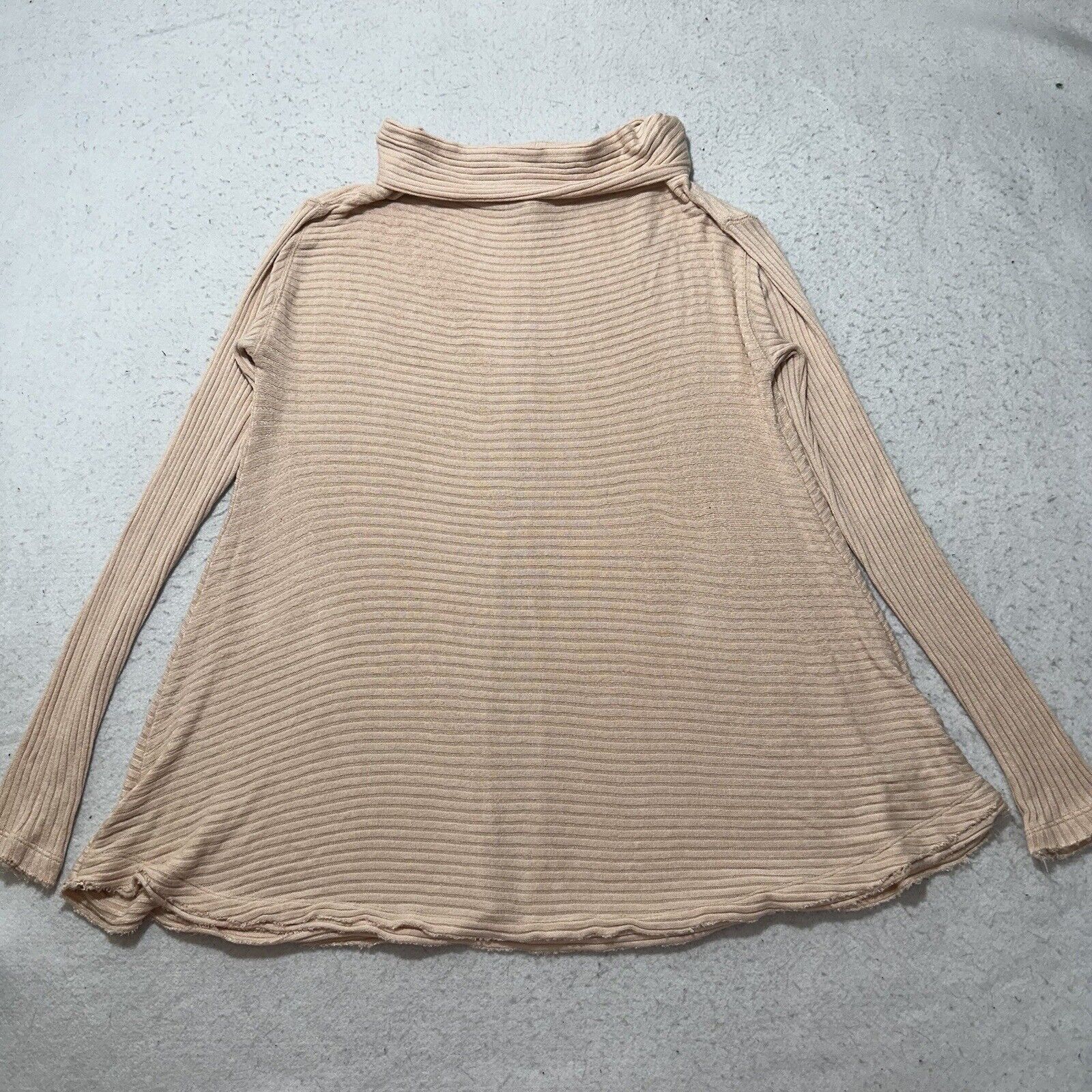 Free People We the Free People Small Cowl Neck Open Knit Pink Sweater Size S / US 4 / IT 40 - 1 Thumbnail