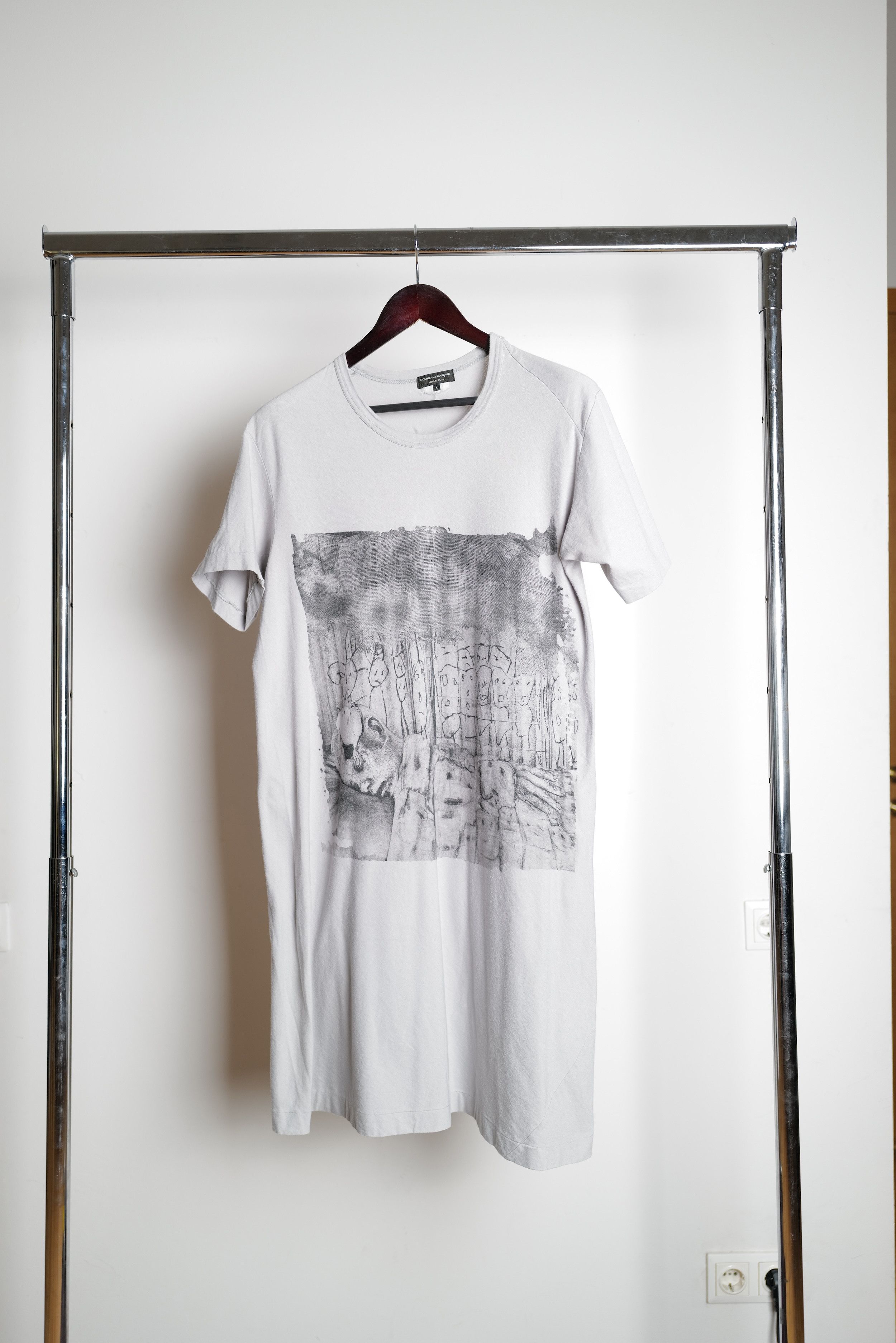 Comme des Garcons CDG LONG ASYMMETRIC T-SHIRT Size US M / EU 48-50 / 2 - 1 Thumbnail