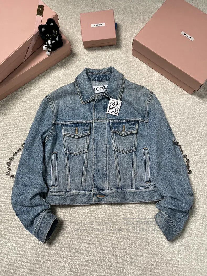 Loewe Loewe FW23 Logo Chain Decorated Single-Breasted Long Sleev Size XXS / US 00 / IT 34 - 1 Thumbnail