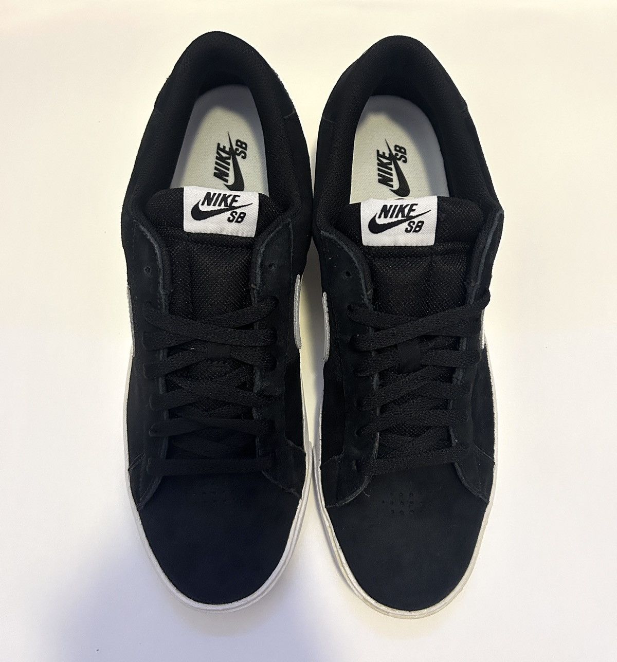 Nike Nike SB Blazer Low CS ‘Black’ (415593 001) Shoes Size: 13 M Size US 13 / EU 46 - 4 Thumbnail