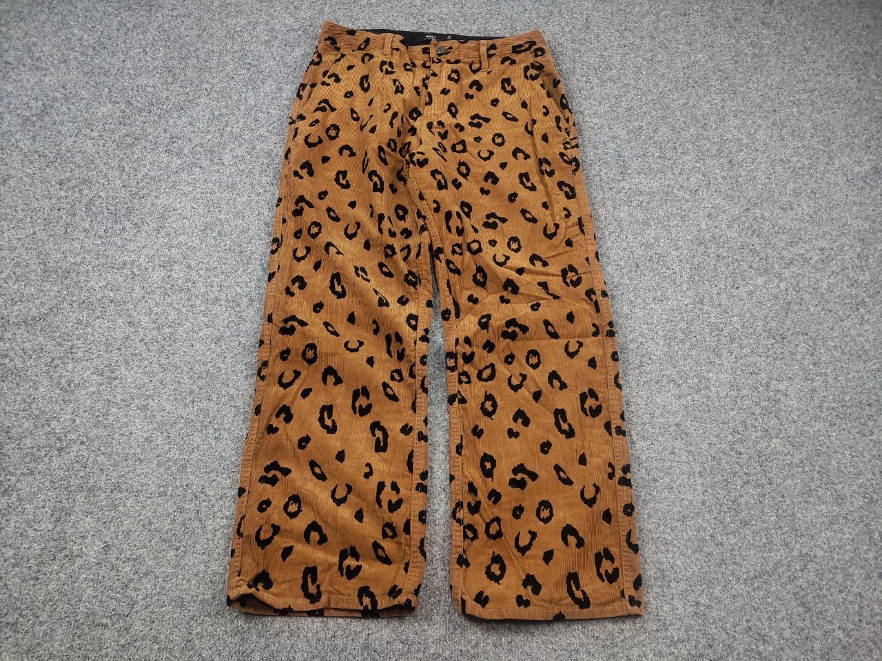 Obey Obey Abbott Painter Leopard Corduroy pants Vintage Y2K Size 28" / US 6 / IT 42 - 4 Thumbnail