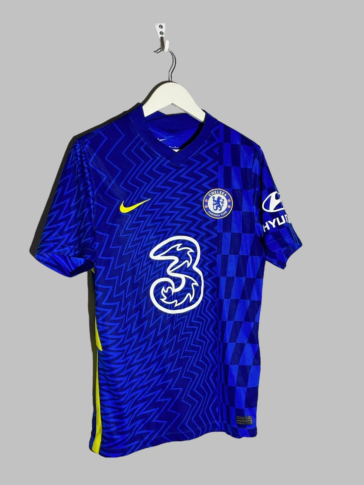 Chelsea Soccer × Nike Chelsea FC Nike 2021/22 Home Football Shirt Soccer Jersey Size US M / EU 48-50 / 2 - 2 Thumbnail