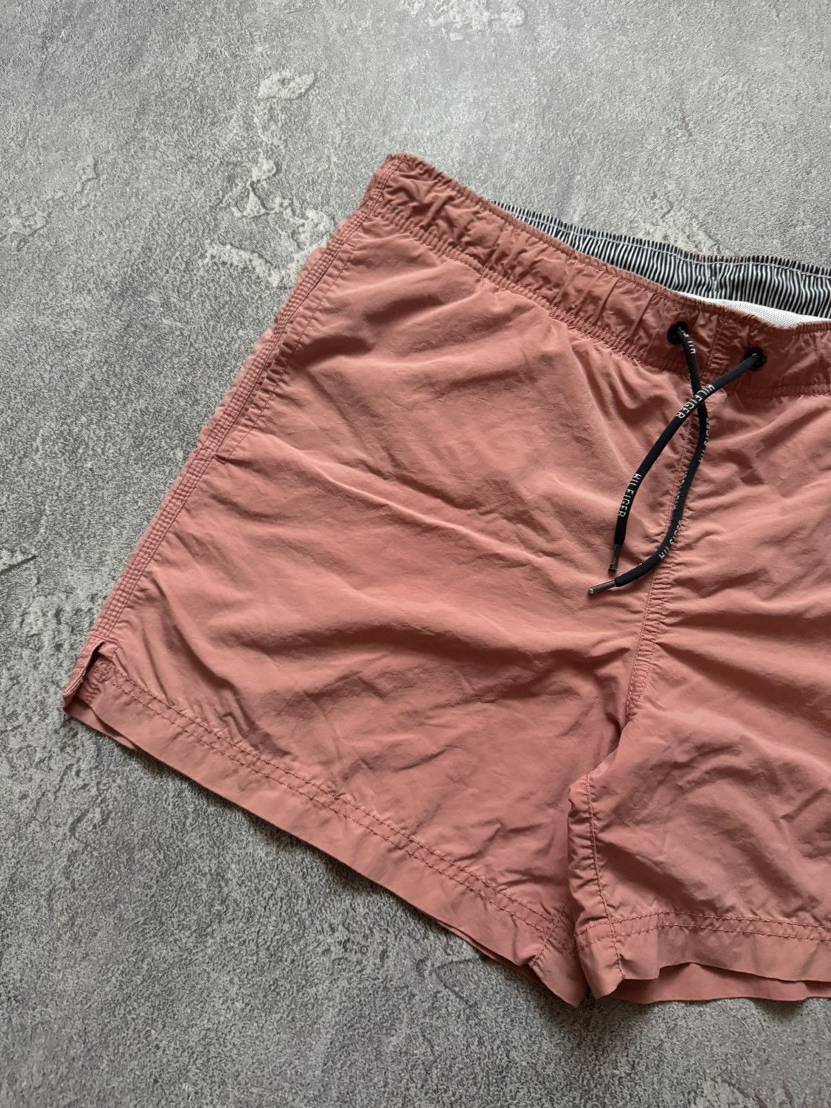 Tommy Hilfiger × Vintage Tommy Hilfiger M pink summer shorts 🩳 beach tennis golf Size US 32 / EU 48 - 5 Thumbnail