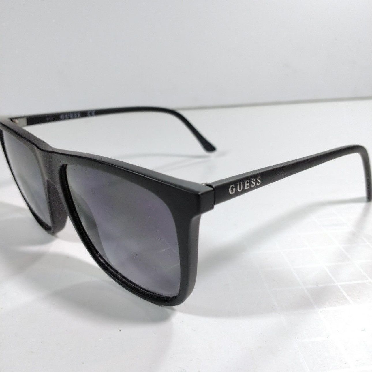 Guess Guess GF0222 91C Rectangular Sunglasses Matte Dark Blue Fra Size ONE SIZE - 2 Thumbnail