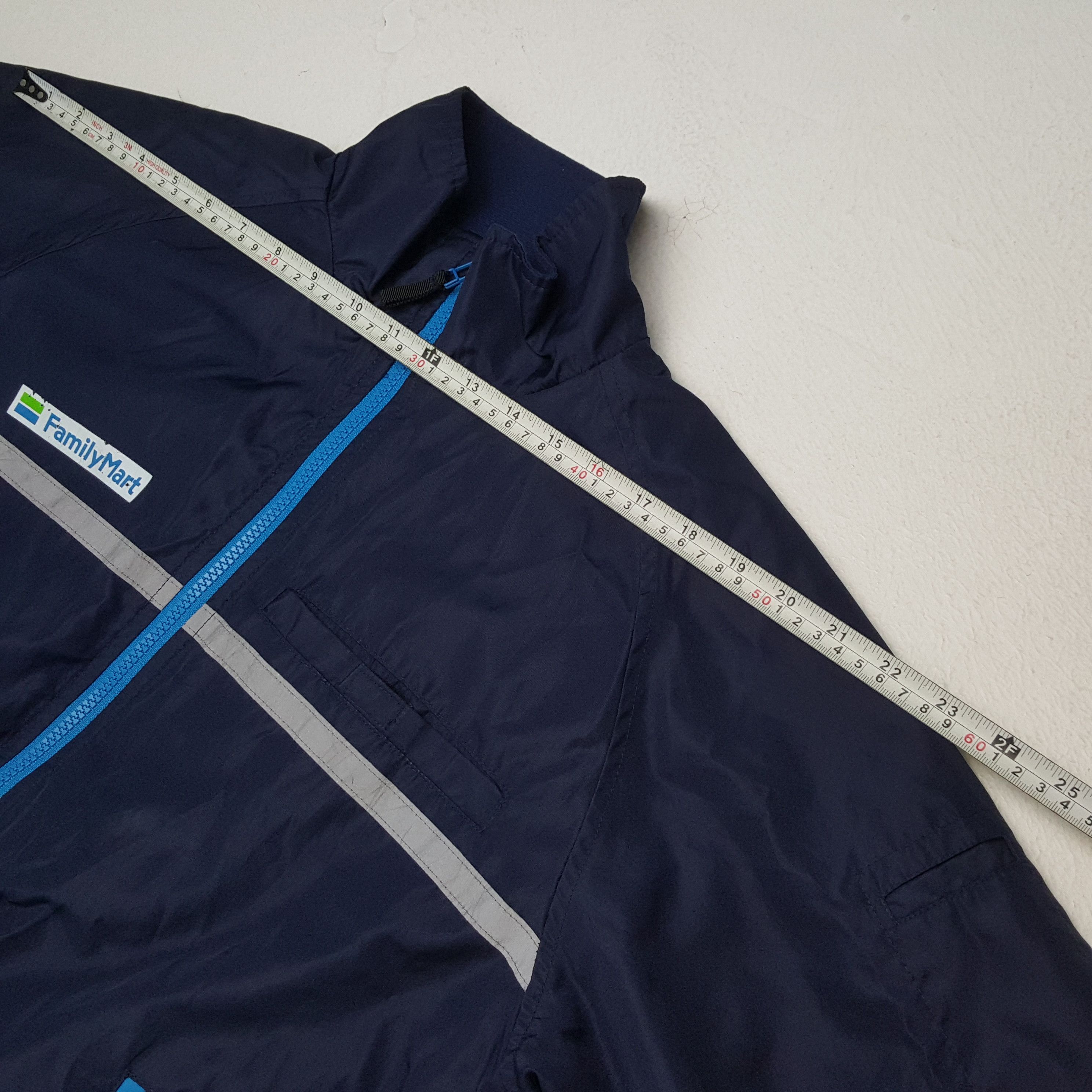 Japanese Brand × Vintage FAMILY MART Japanese Brand Workwear Uniform Jacket Size US L / EU 52-54 / 3 - 4 Thumbnail
