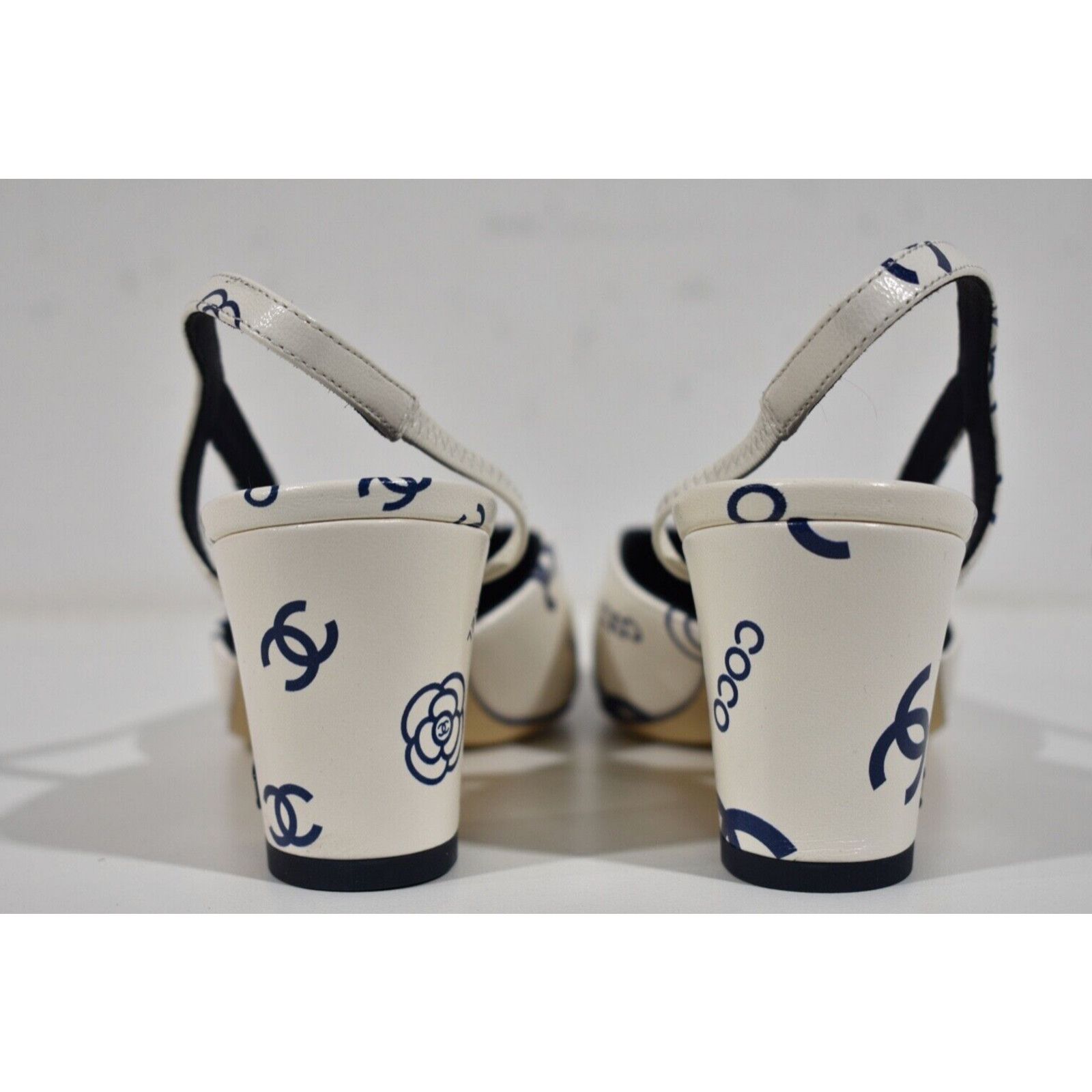 Chanel Chanel Sling White Blue CC Logo Slingback Sandal Heel 37 Size US 7 / IT 37 - 9 Thumbnail