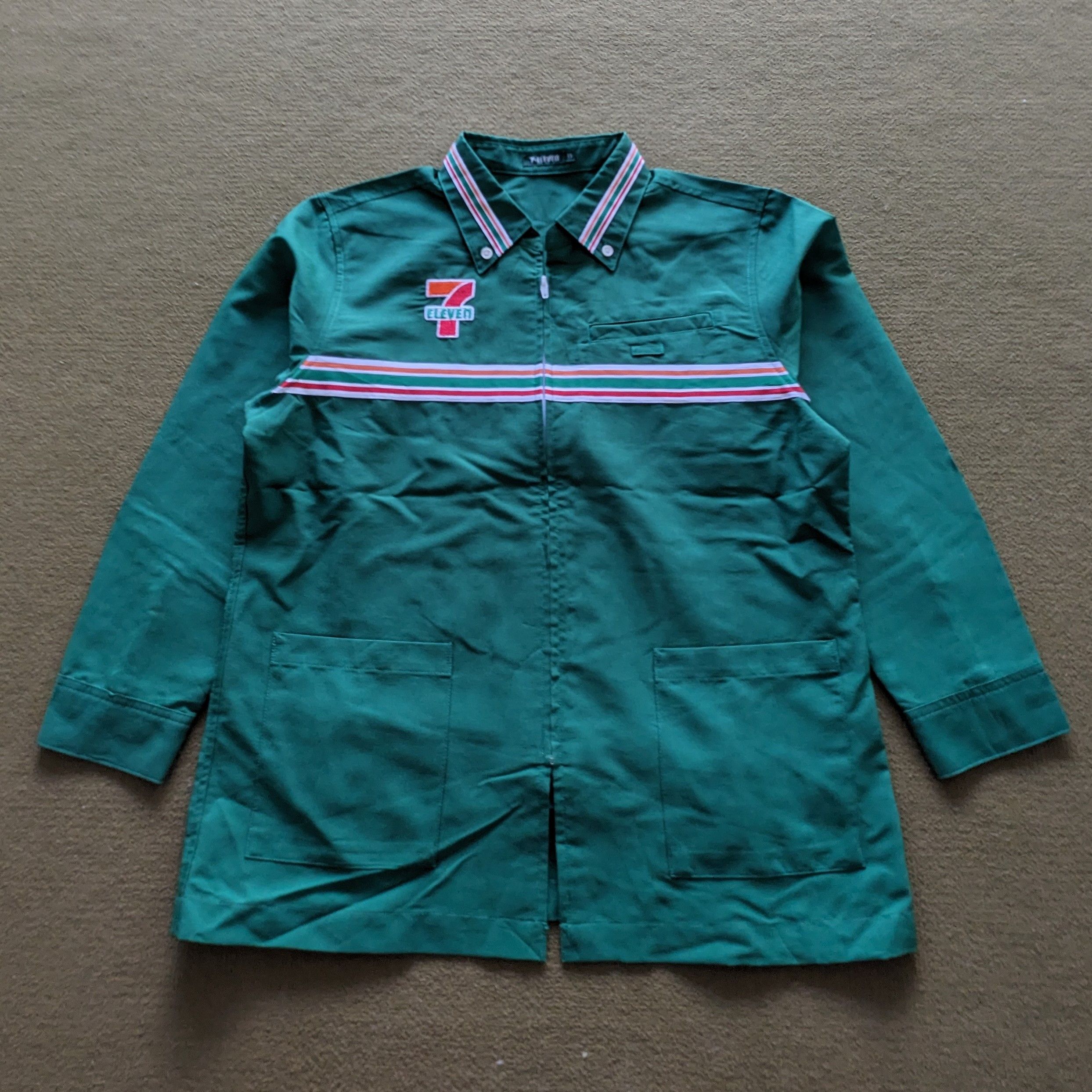 Japanese Brand Vintage 7 ELEVEN Uniform Workers Shirts Size US XS / EU 42 / 0 - 1 Thumbnail