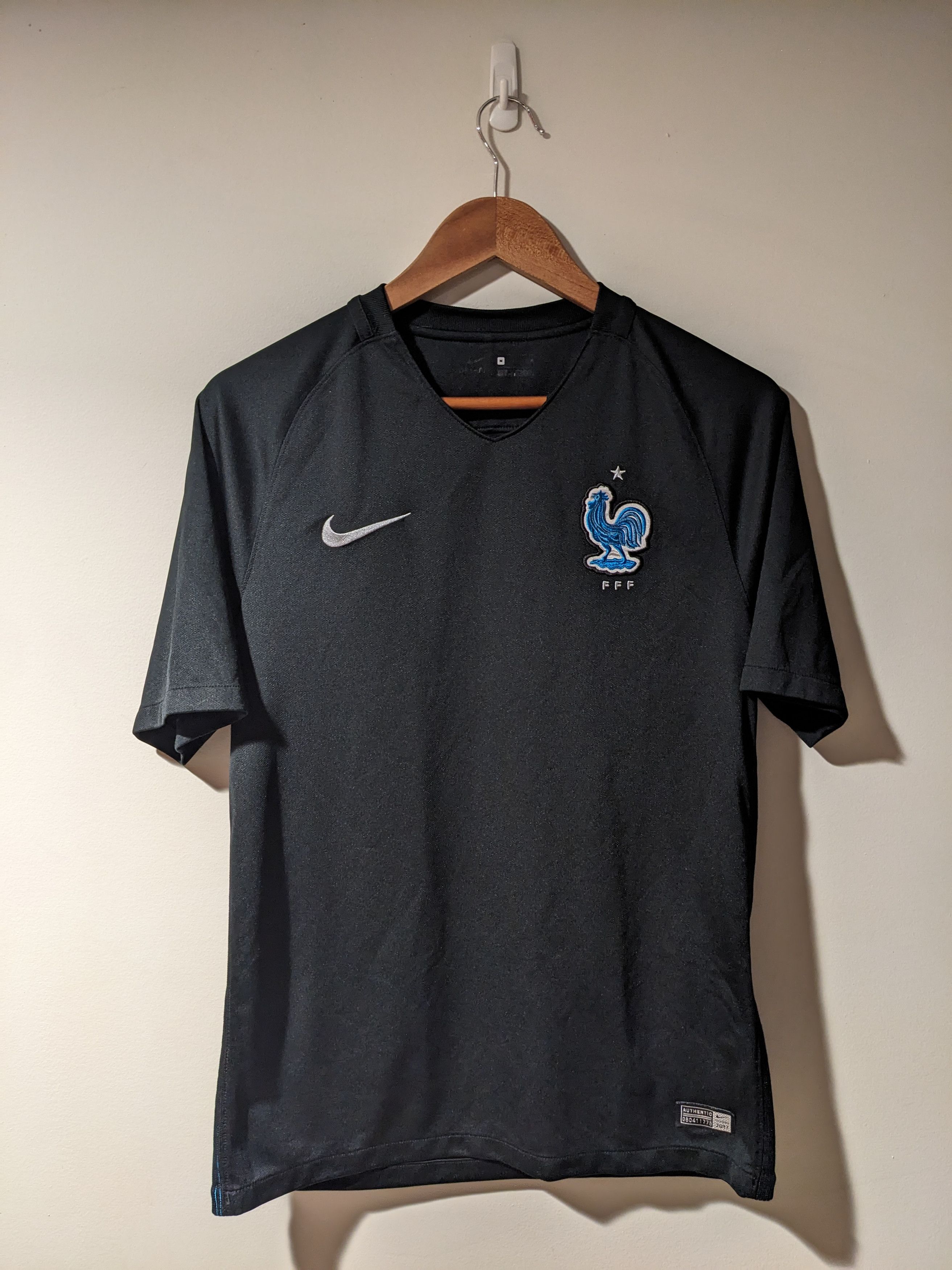 Chelsea Soccer French Football Federation 2017/2018 Nike Soccer Jersey Size US M / EU 48-50 / 2 - 1 Thumbnail