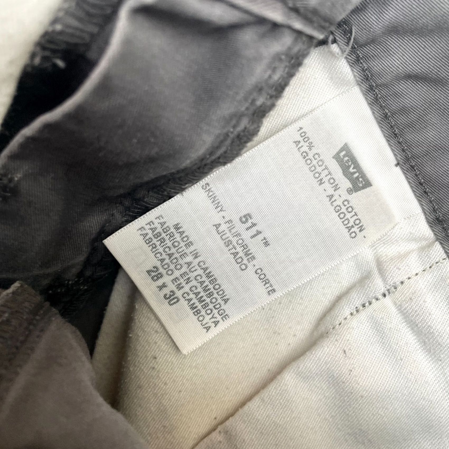 Levi's Levi's 511 Pants Slim Chino 28x28 Gray Cotton Flat Front Button Zip Mens Pants Slim Fit Casual Size US 28 / EU 44 - 4 Thumbnail