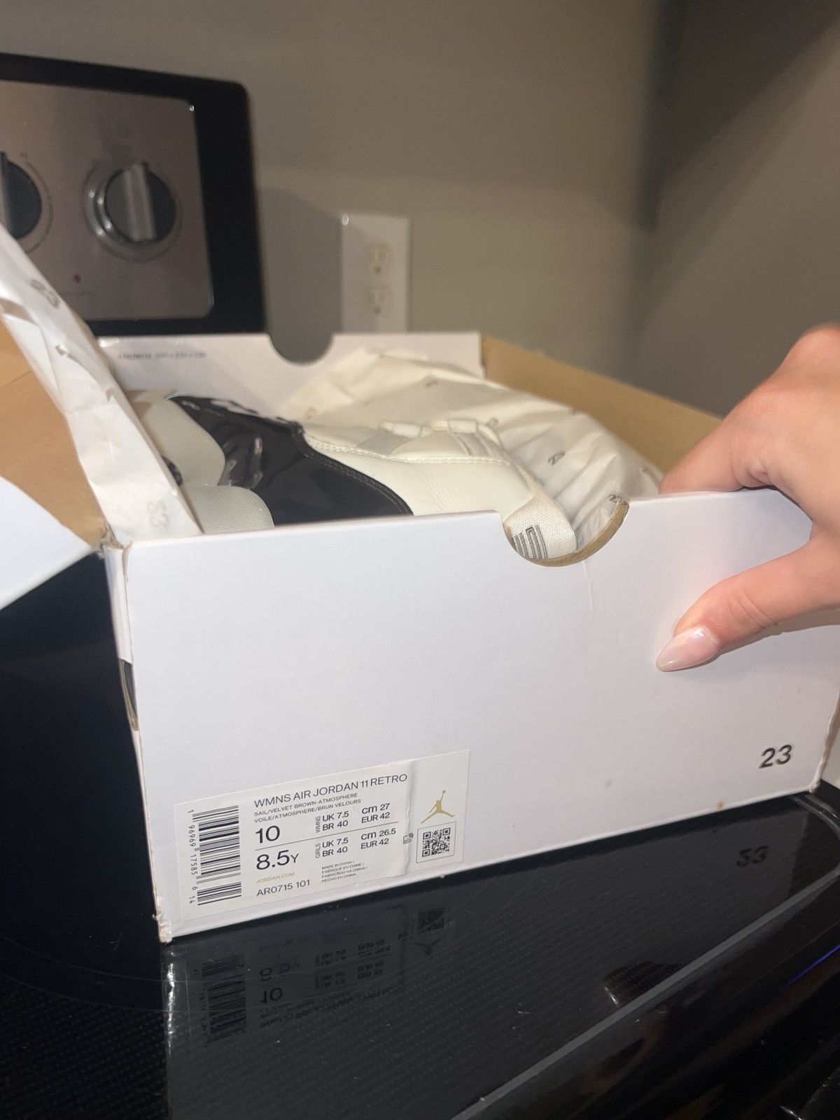 Jordan Brand Women’s air jordan 11 Neopolitan🤎🤍🩷 Size US 10 / IT 40 - 2 Thumbnail