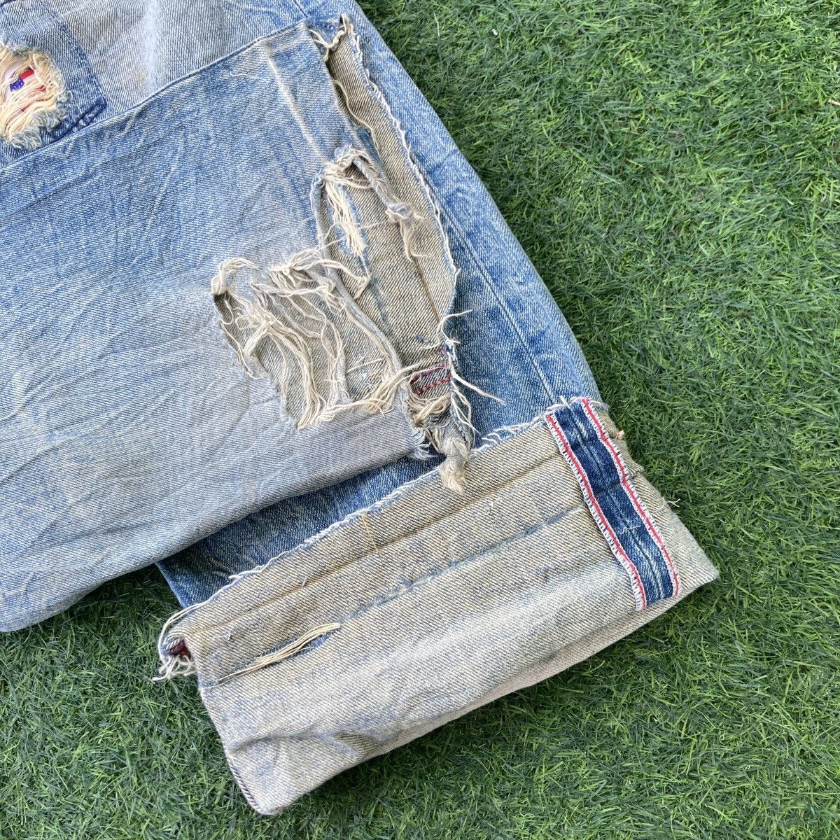 Hysteric Glamour CO & LU DISTRESSED JEANS Size US 35 - 17 Thumbnail