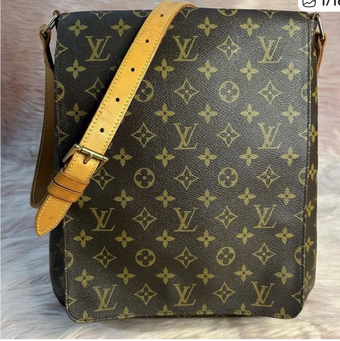 Louis Vuitton Louis Vuitton Musette Salsa GM Size ONE SIZE - 1 Thumbnail