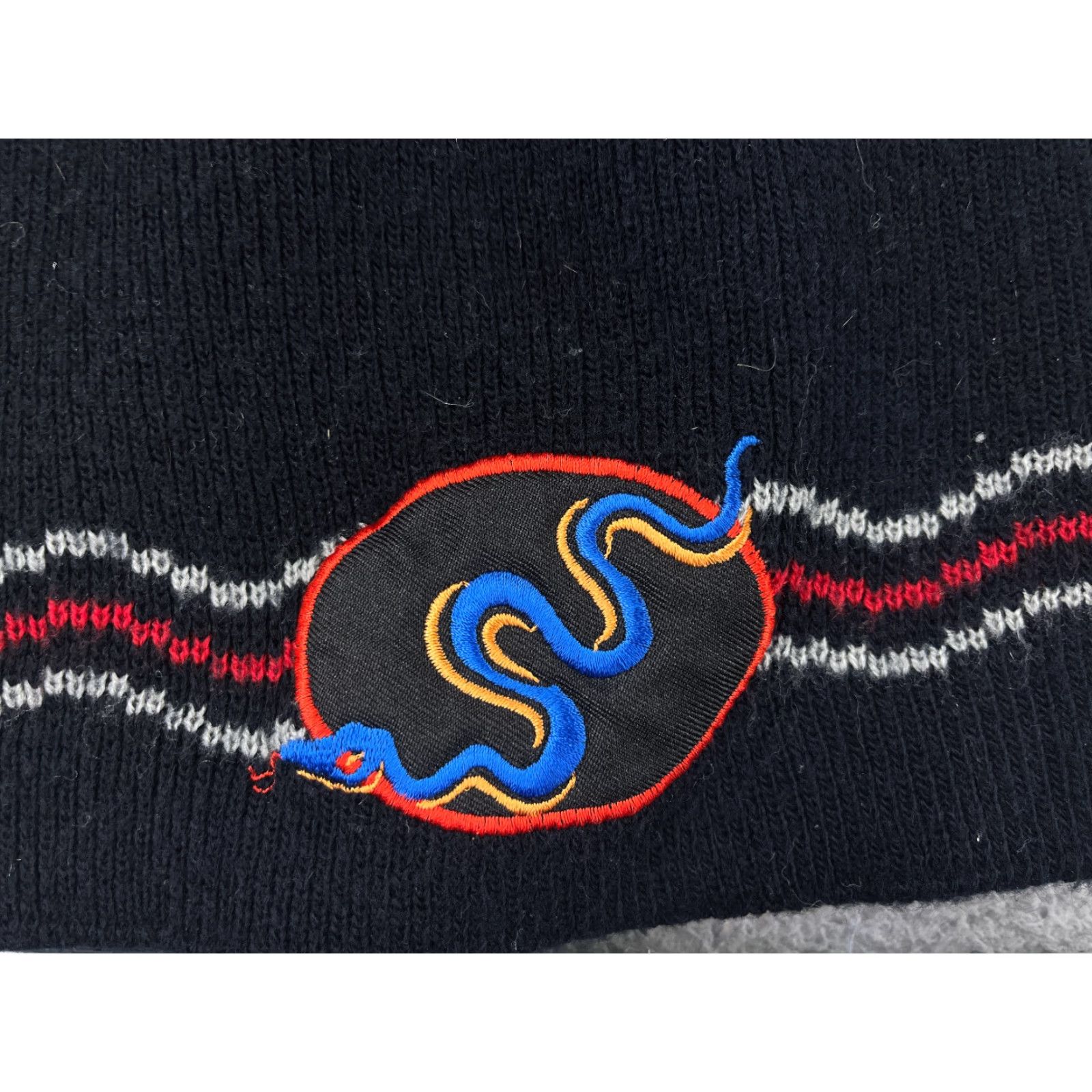 Vintage VINTAGE No Boundaries Beanie Toque Adult 4-7 Black Embroidered Snake Acrylic Skate Beach Size ONE SIZE - 2 Thumbnail