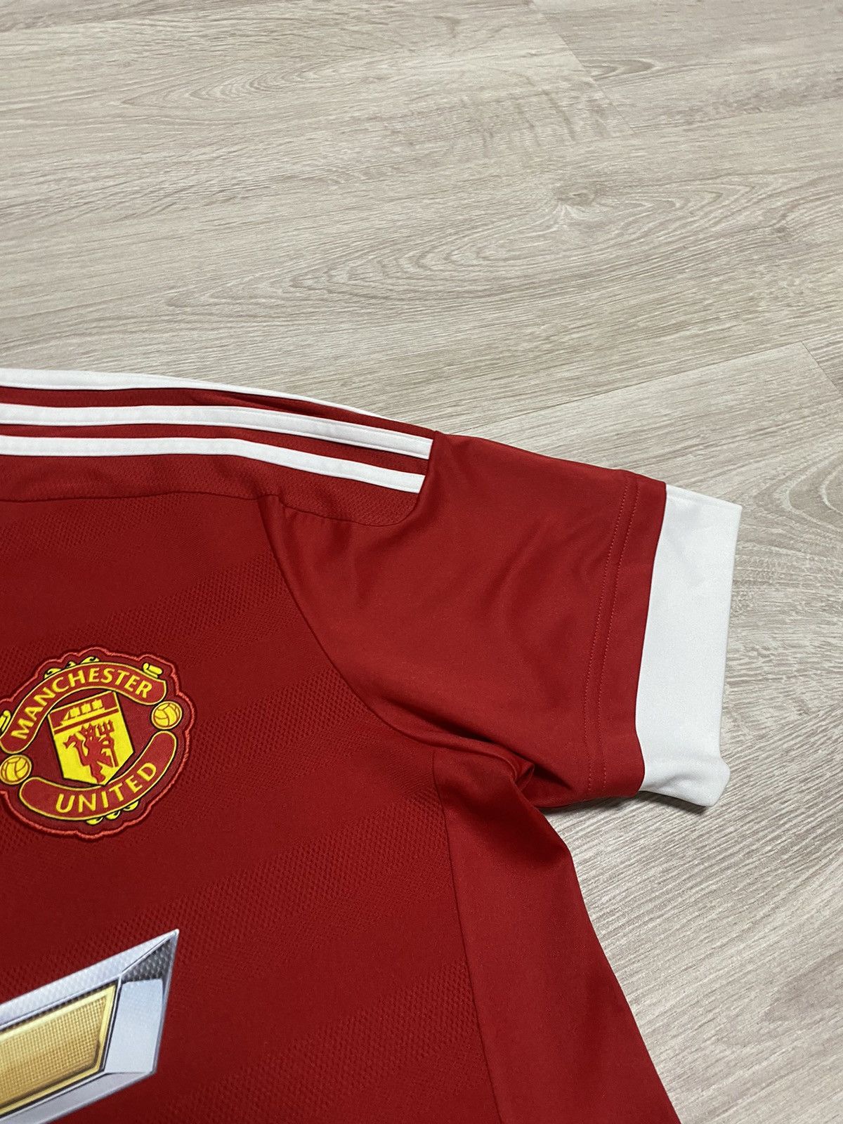 Adidas Adidas jersey Manchester United 2015 away size M Size US M / EU 48-50 / 2 - 5 Thumbnail