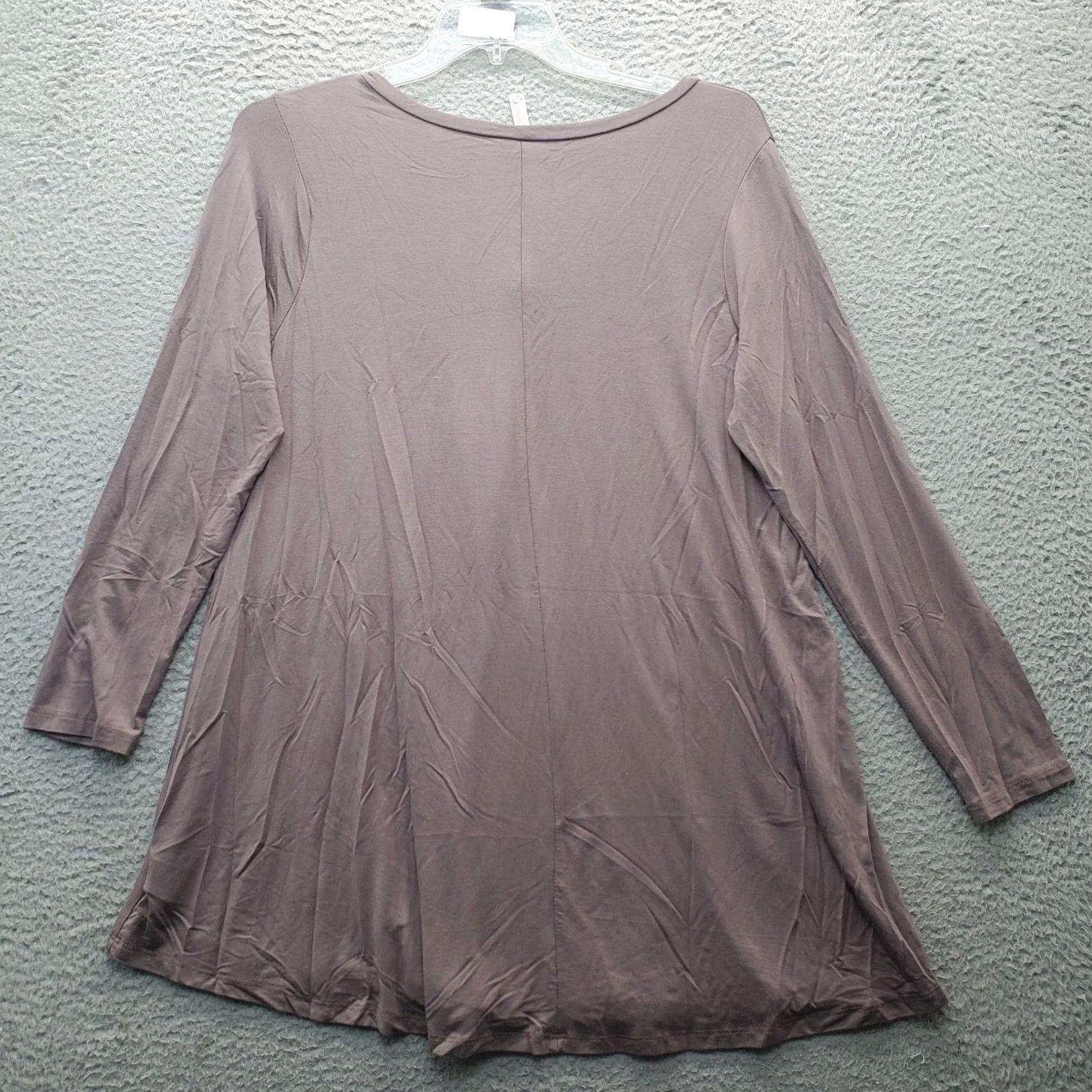 Vintage Papana Womens Size 2X Gray Rayon Stretch Tunic Top Long Sleeve V-Neck Shirt Size XXL / US 16-18 / IT 52-54 - 2 Thumbnail