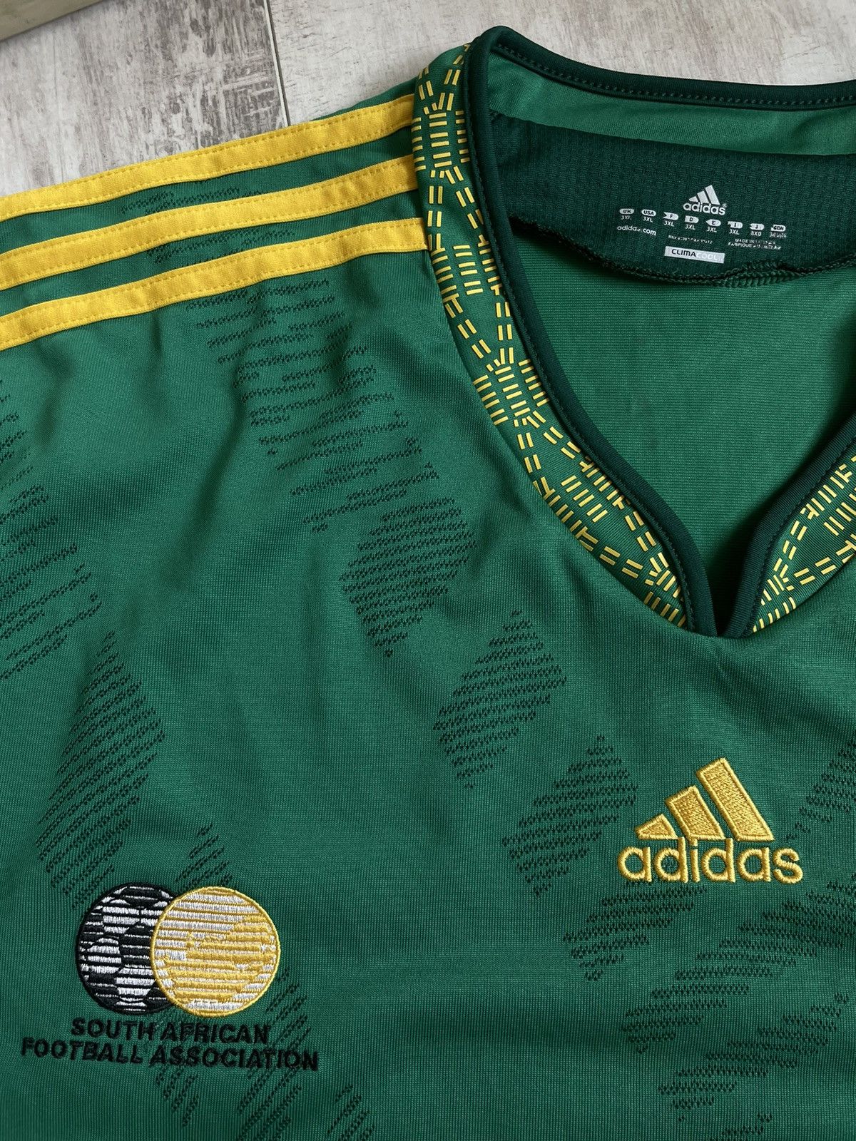 Adidas × Vintage Vintage Adidas South Africa 2010 Football Shirt Jersey RARE Size US XXL / EU 58 / 5 - 10 Thumbnail
