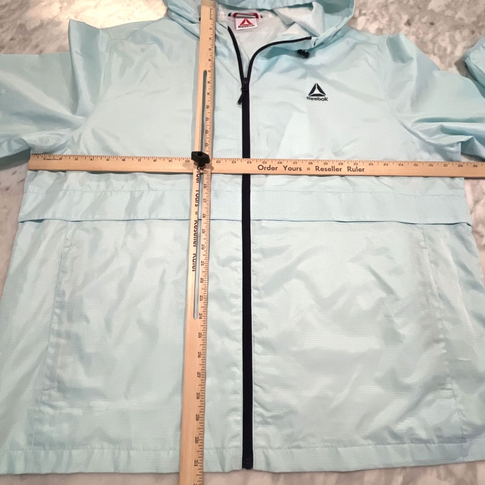 Reebok Reebok Windbreaker Full Zip 2XL Lightweight Jacket Men Blue Solid 90s Classic Logo Zipper Jogging Running Walking Light Windbreaker Size US XXL / EU 58 / 5 - 7 Thumbnail