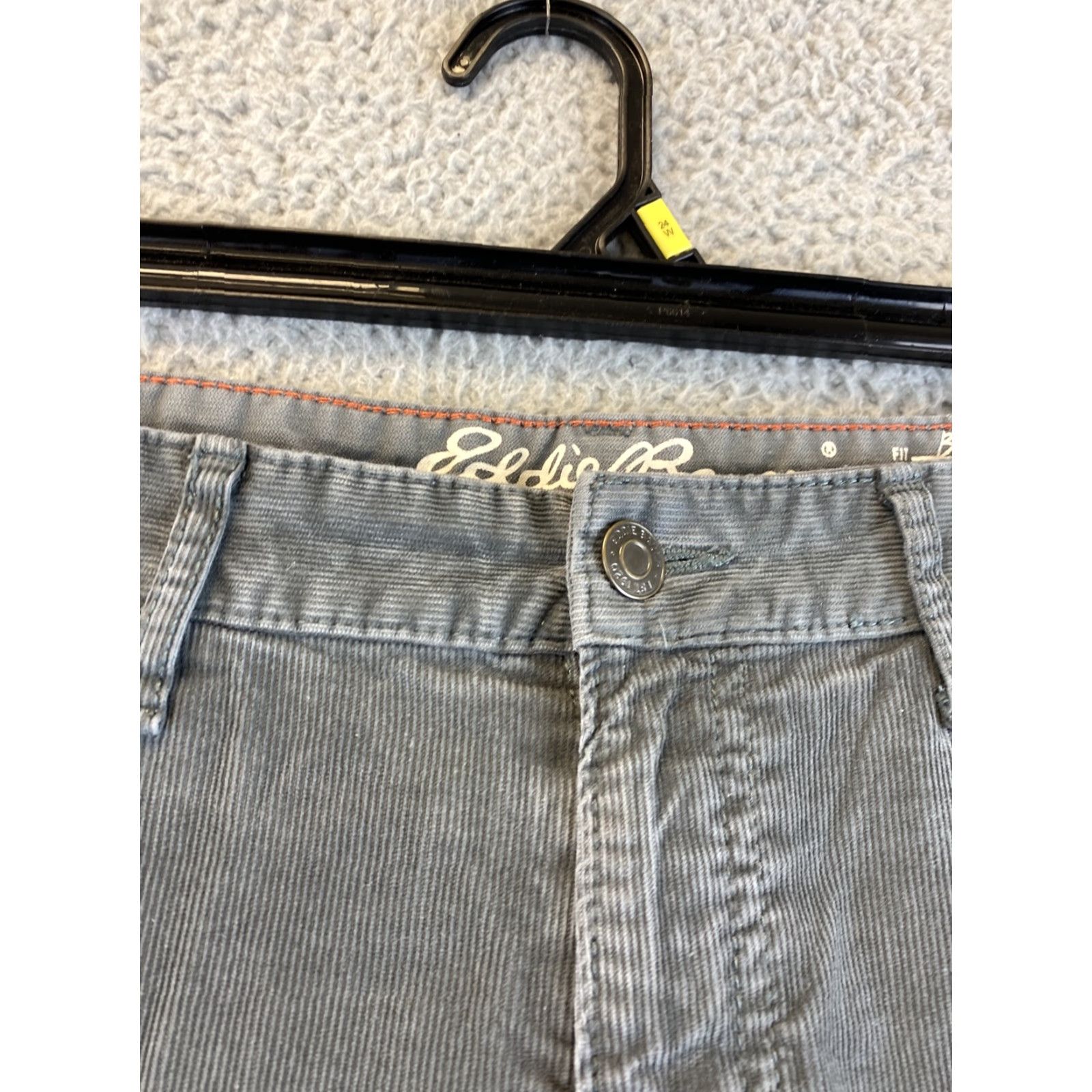 Eddie Bauer Eddie Bauer Womens Boyfriend Size 12 gray Jeans Corduroy 91-33 Slimming Regular Womens Boyfriend Jeans Gray Corduroy 12 Eddie Bauer Size 34" / US 12 / IT 48 - 3 Thumbnail