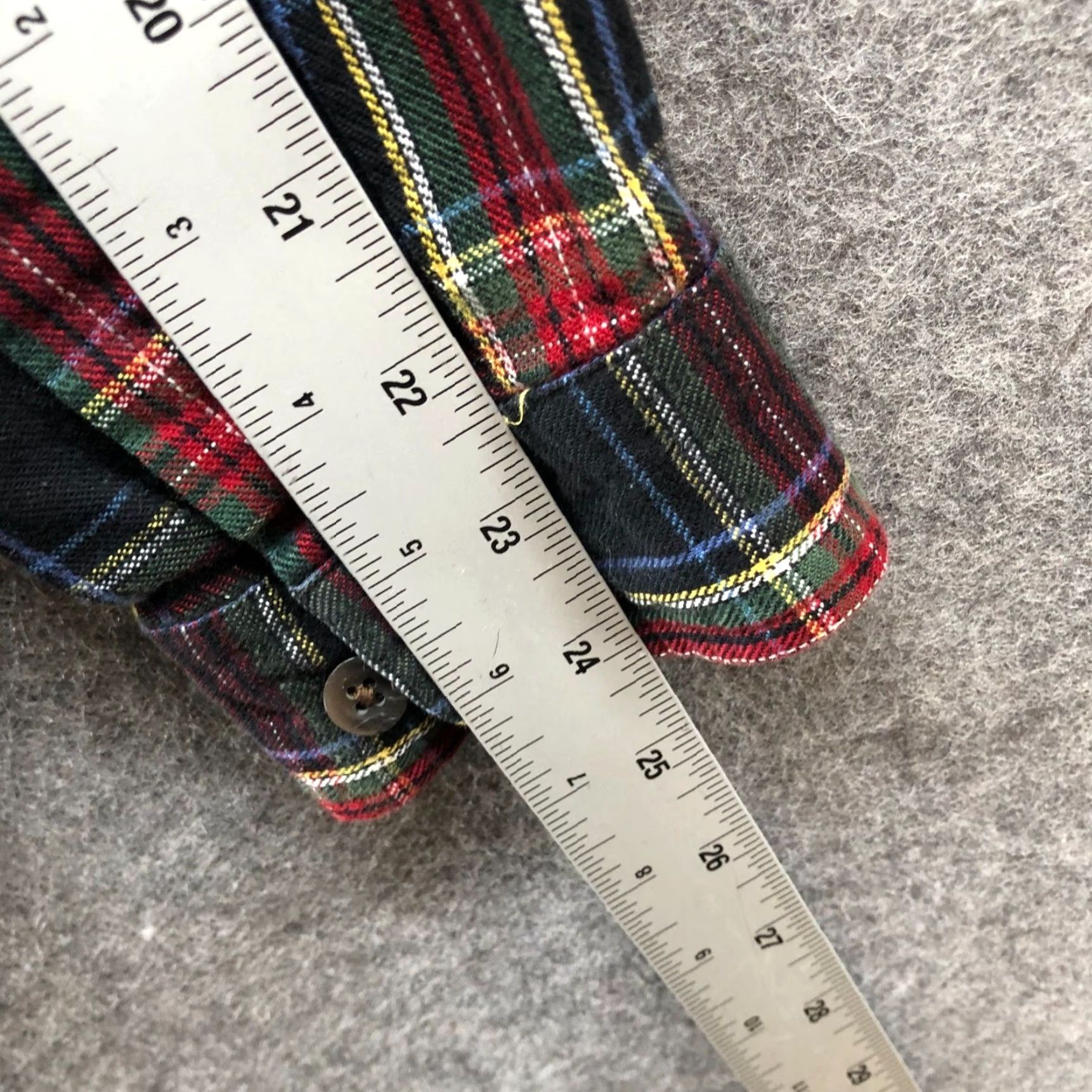 Vintage L.L. Bean Shirt Womens L Red Black Green Holiday Flannel Scotch Plaid Cotton Size L / US 10 / IT 46 - 8 Thumbnail