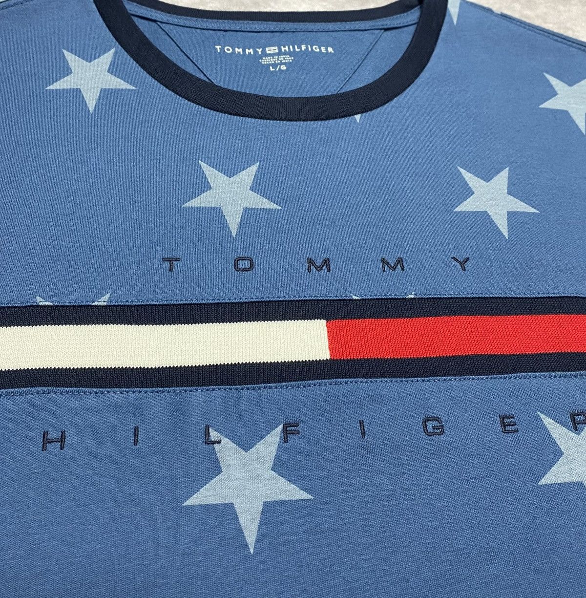 Tommy Hilfiger Vintage Tommy Hilfiger Polo/ T-Shirt Bundle Size US L / EU 52-54 / 3 - 3 Thumbnail