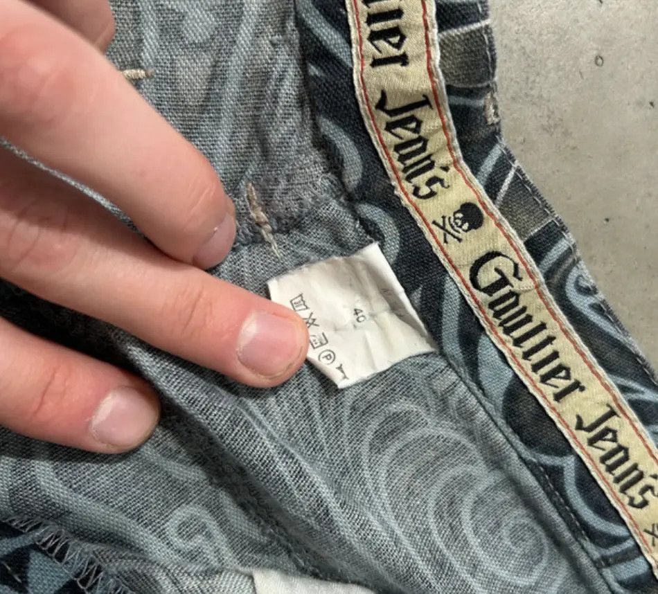 Jean Paul Gaultier Jean Paul Gaultier Jeans Graphic Tribal Denim Tattoo EX0124 Size 25" / US 0 / IT 36 - 9 Thumbnail