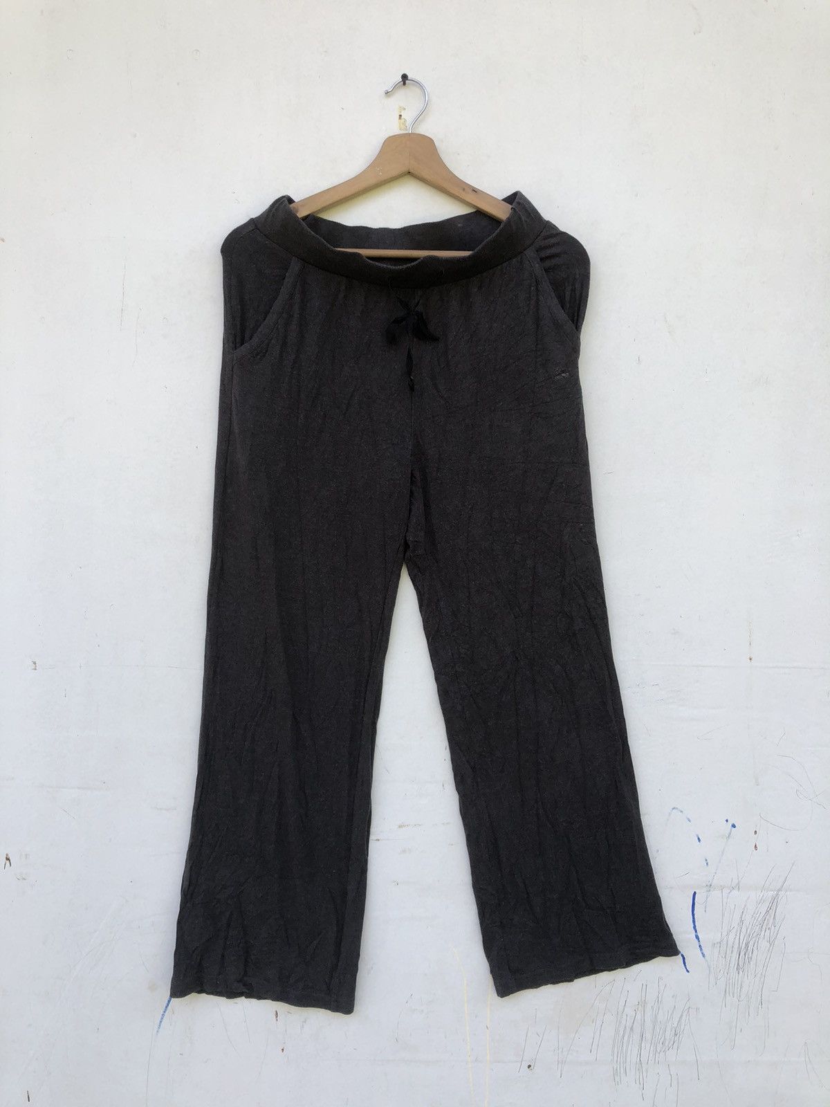 Burberry × Japanese Brand Burberry London Pants For Women Size 30" / US 8 / IT 44 - 1 Thumbnail