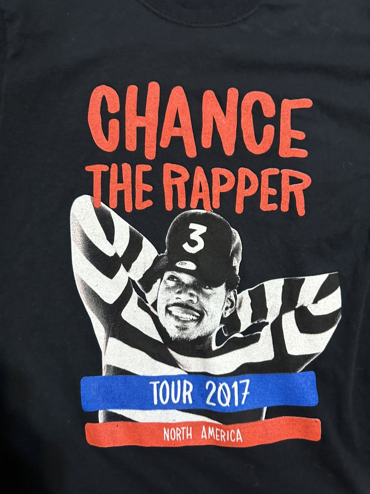 NCAA Vintage Chance the rapper tour 2017 shirt size small Size US S / EU 44-46 / 1 - 2 Thumbnail