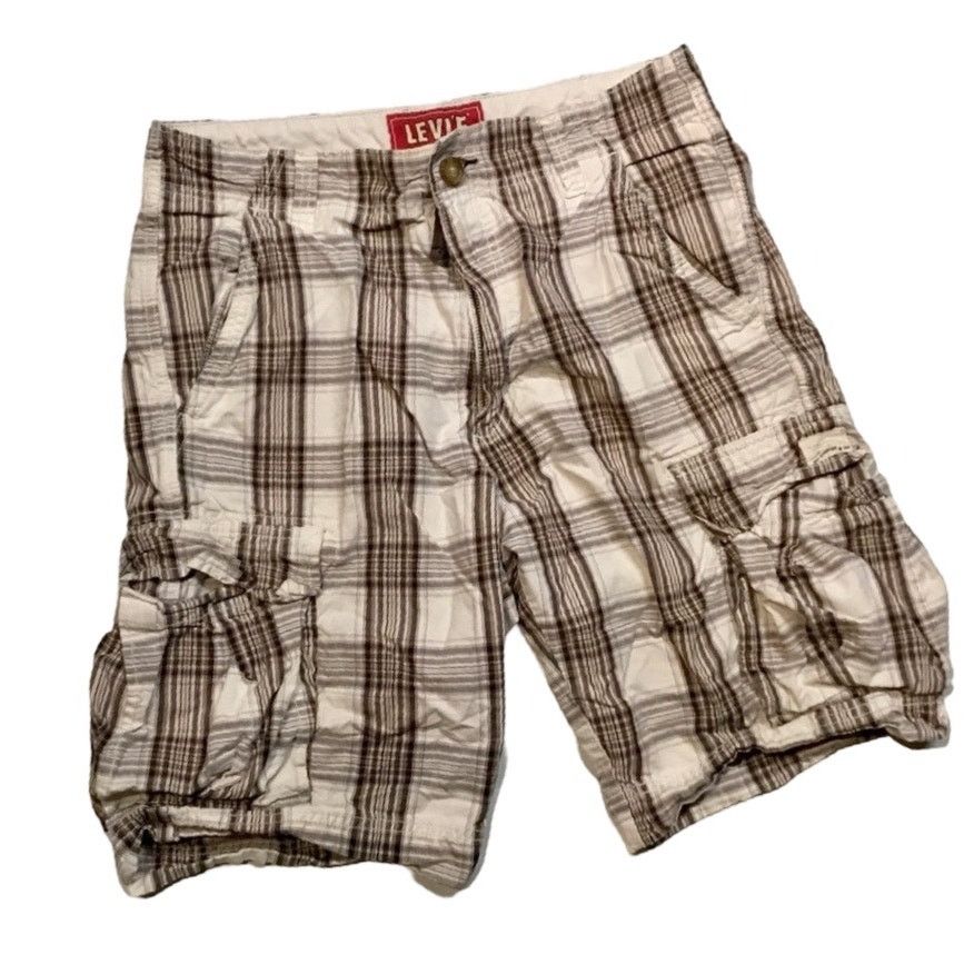 Levi's Levi’s Plaid Cargo Shorts Size US 32 / EU 48 - 1 Thumbnail