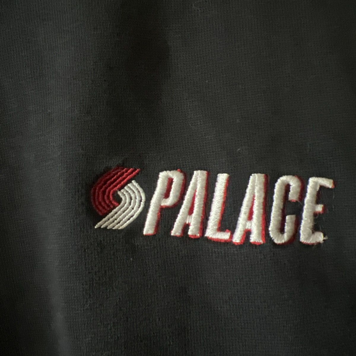 Palace Blazed Drop Shoulder Crew Black/Red/White Size US L / EU 52-54 / 3 - 6 Thumbnail