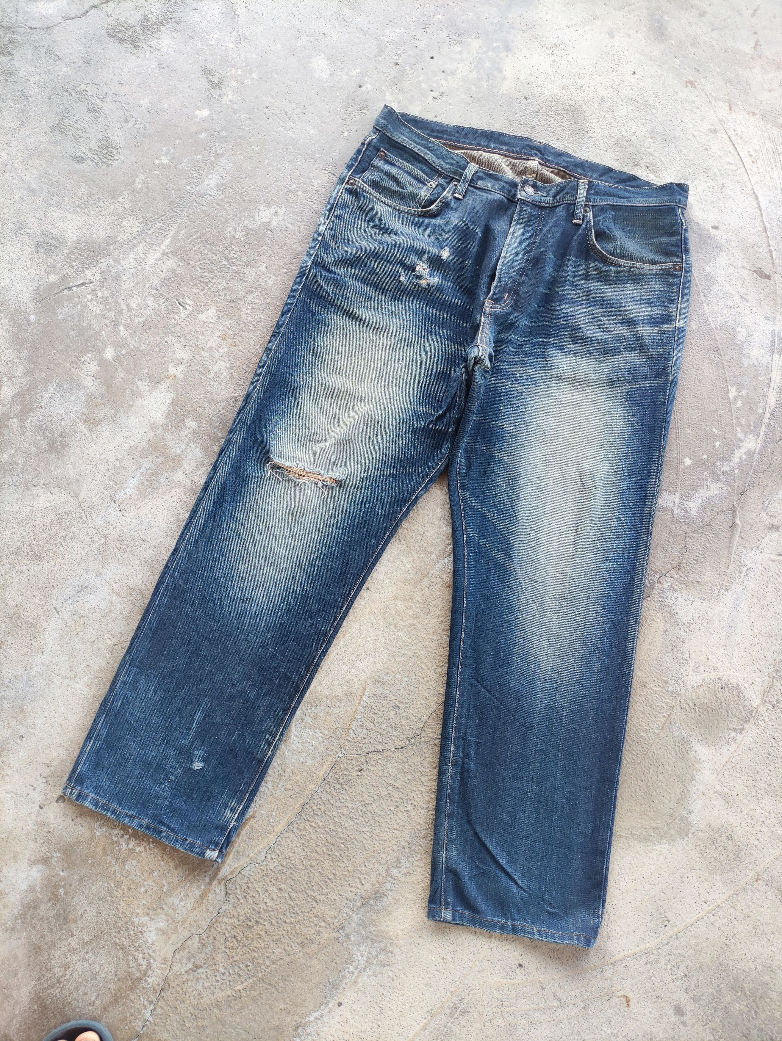 Edwin Vintage Edwin 504 Japan Distress Faded Denim Size US 37 - 2 Thumbnail