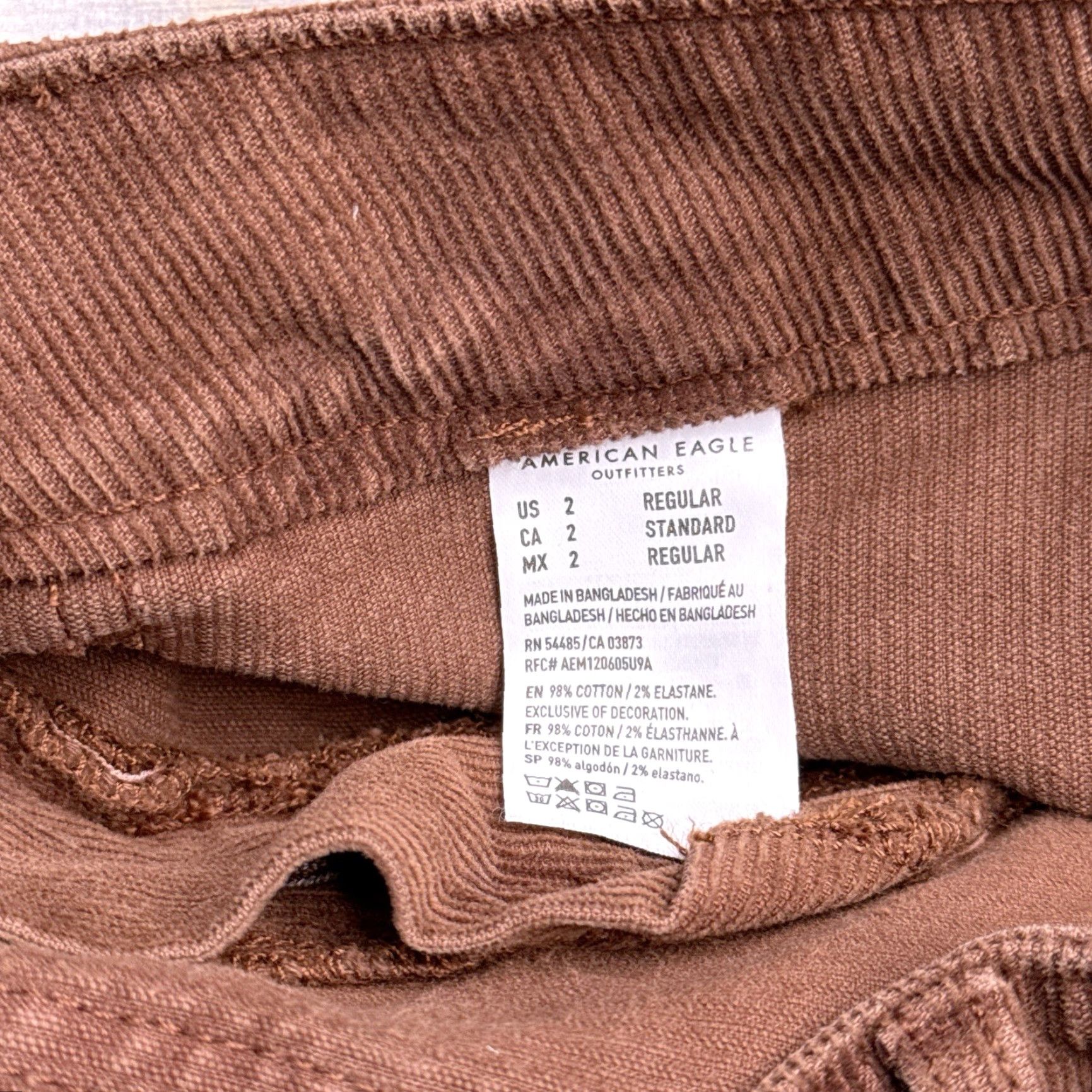 American Eagle Outfitters VINTAGE American Eagle Outfitters America Eagle Super Hi Rise Flare Pants Womens 2 Brown Corduroy High Rise 30.5 in inseam Black? Size 26" / US 2 / IT 38 - 6 Thumbnail