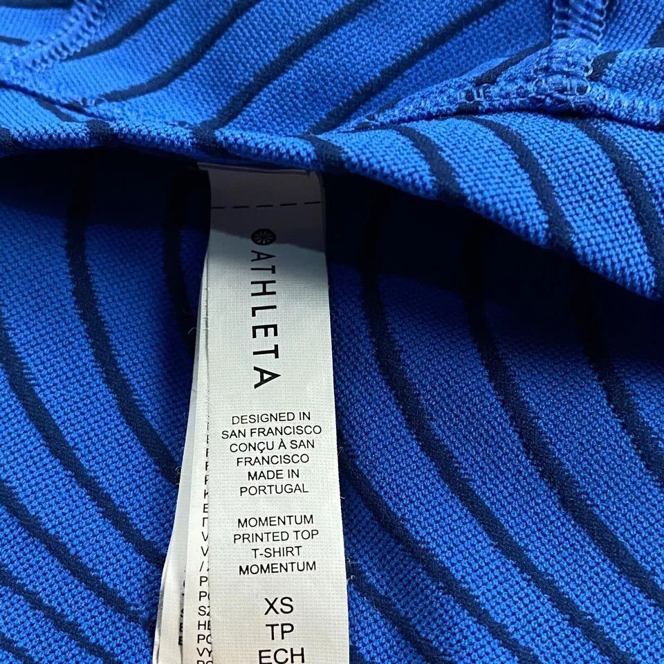 Athleta Athleta Top Women's XS Blue Pullover Wavy Stripes Size XS / US 0-2 / IT 36-38 - 3 Thumbnail