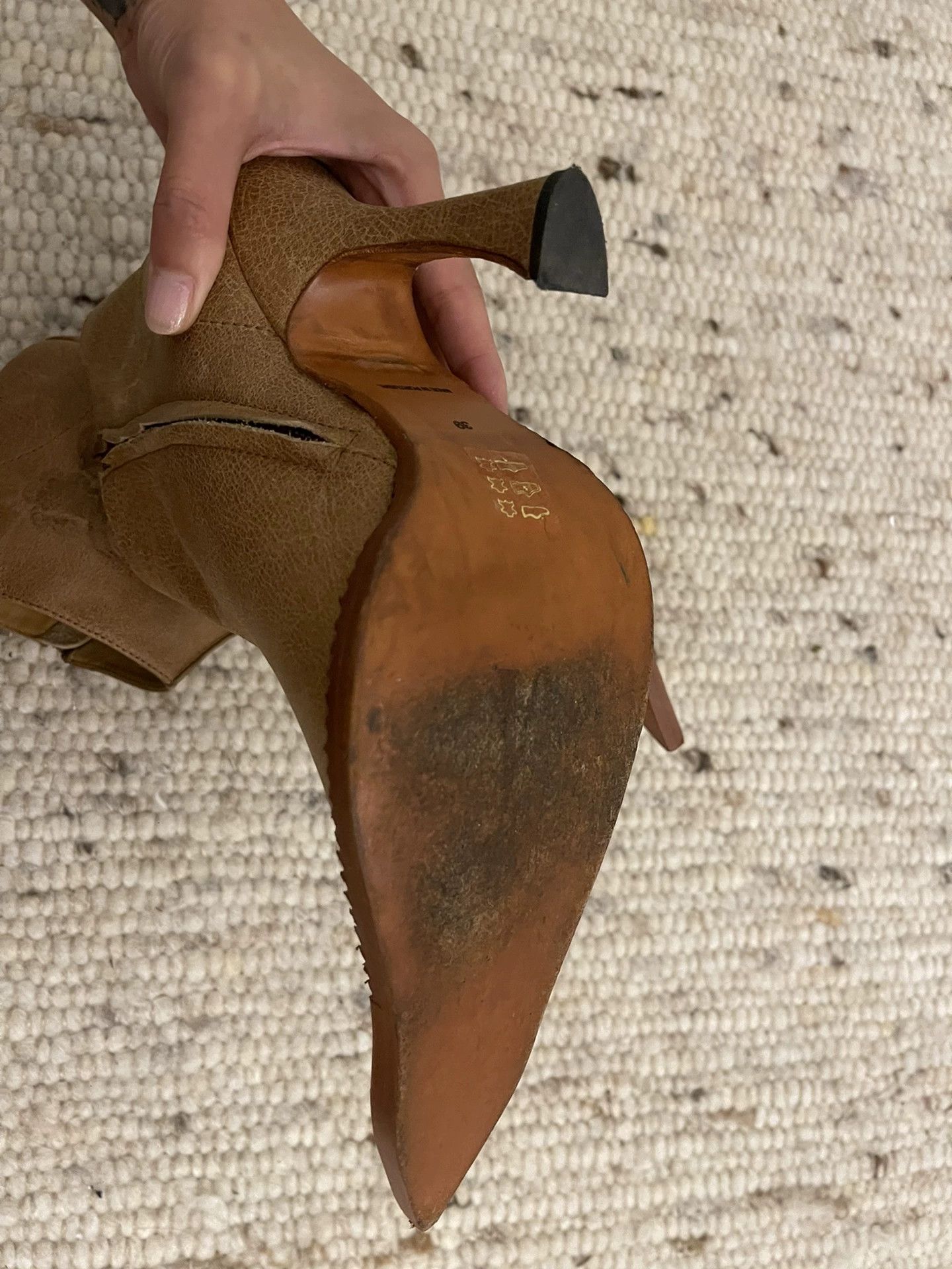 KNWLS KNWLS Carved Pointed Toe Ankle Boot 39 (worn once) Size US 8.5 / IT 38.5 - 5 Thumbnail